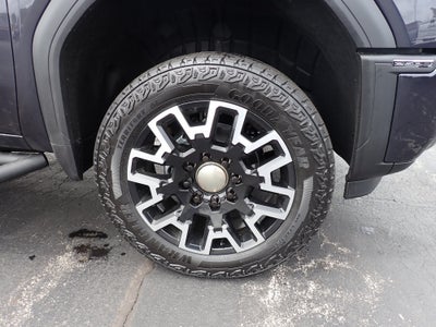 2025 GMC Sierra 2500 HD AT4