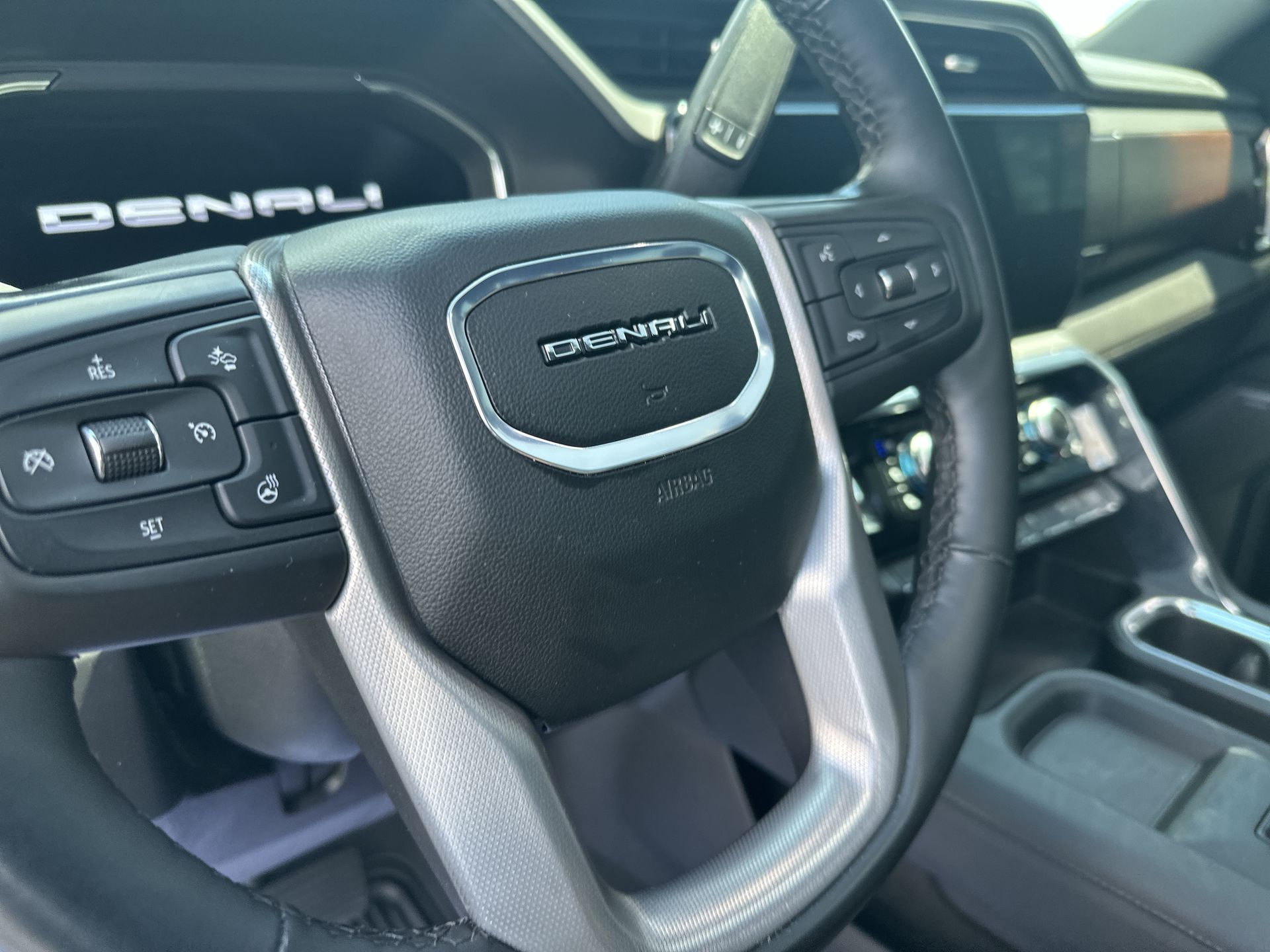 2025 GMC Sierra 2500 HD Denali