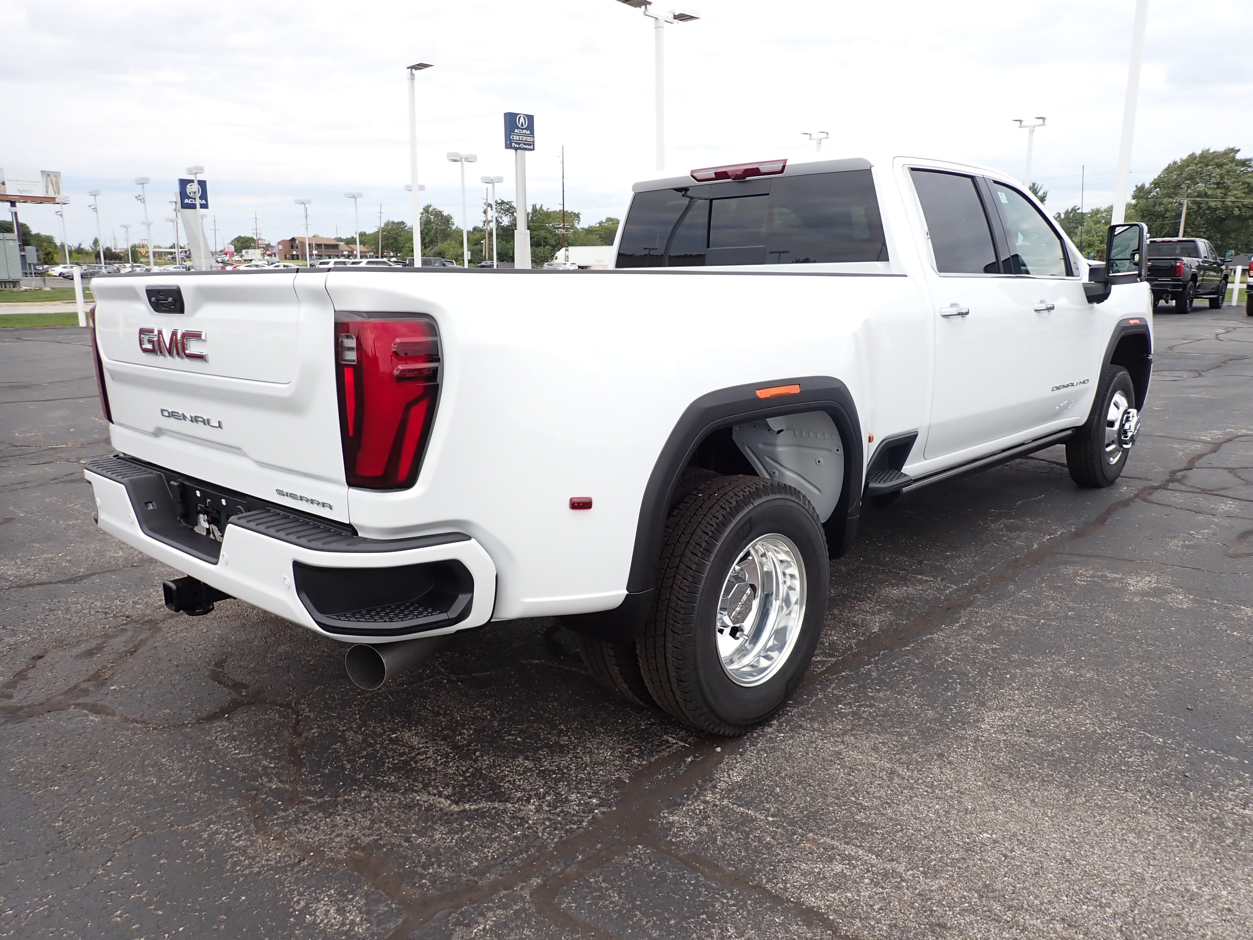 2026 GMC Sierra 3500 HD Denali DRW