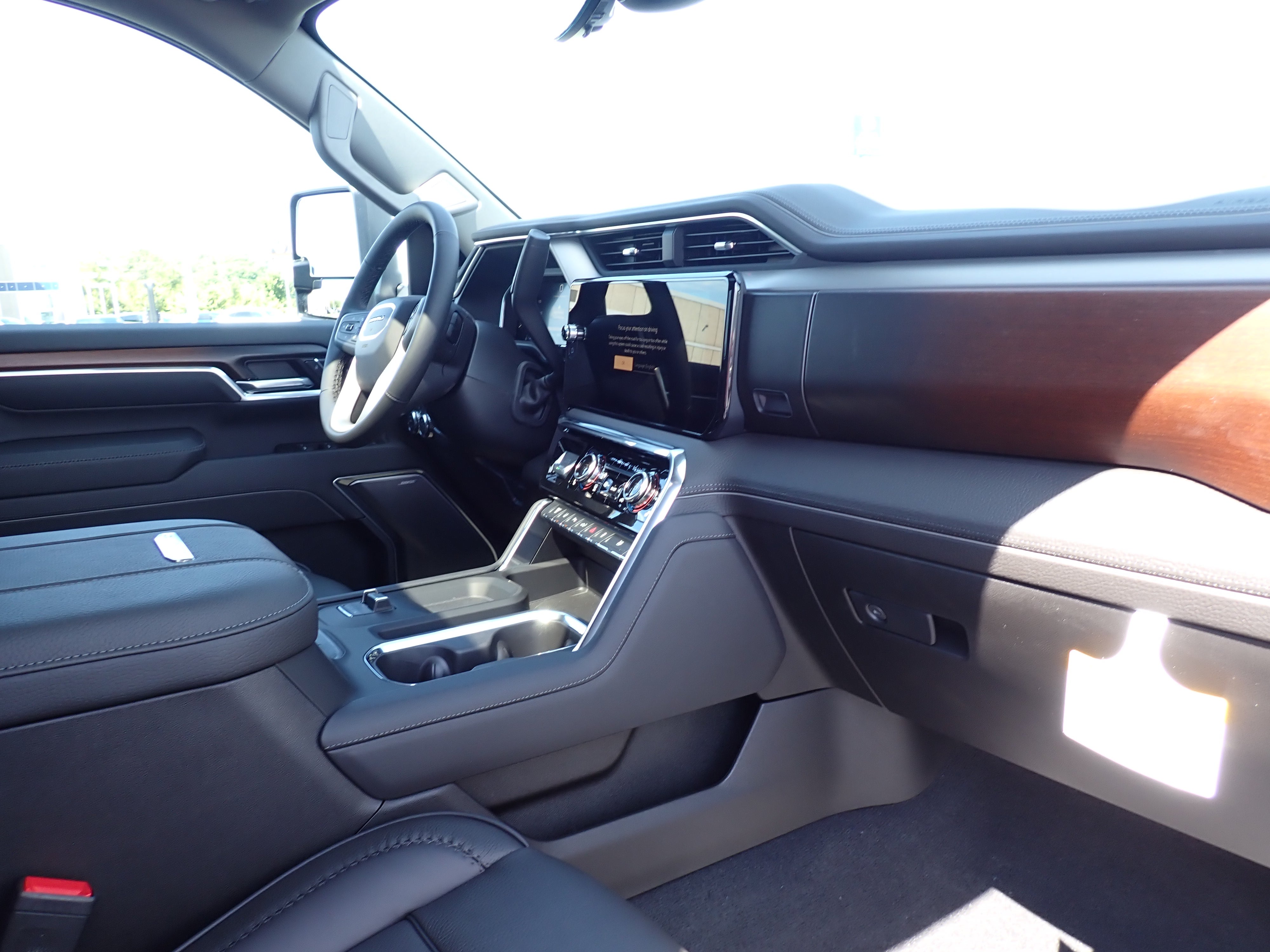 2026 GMC Sierra 3500 HD Denali DRW