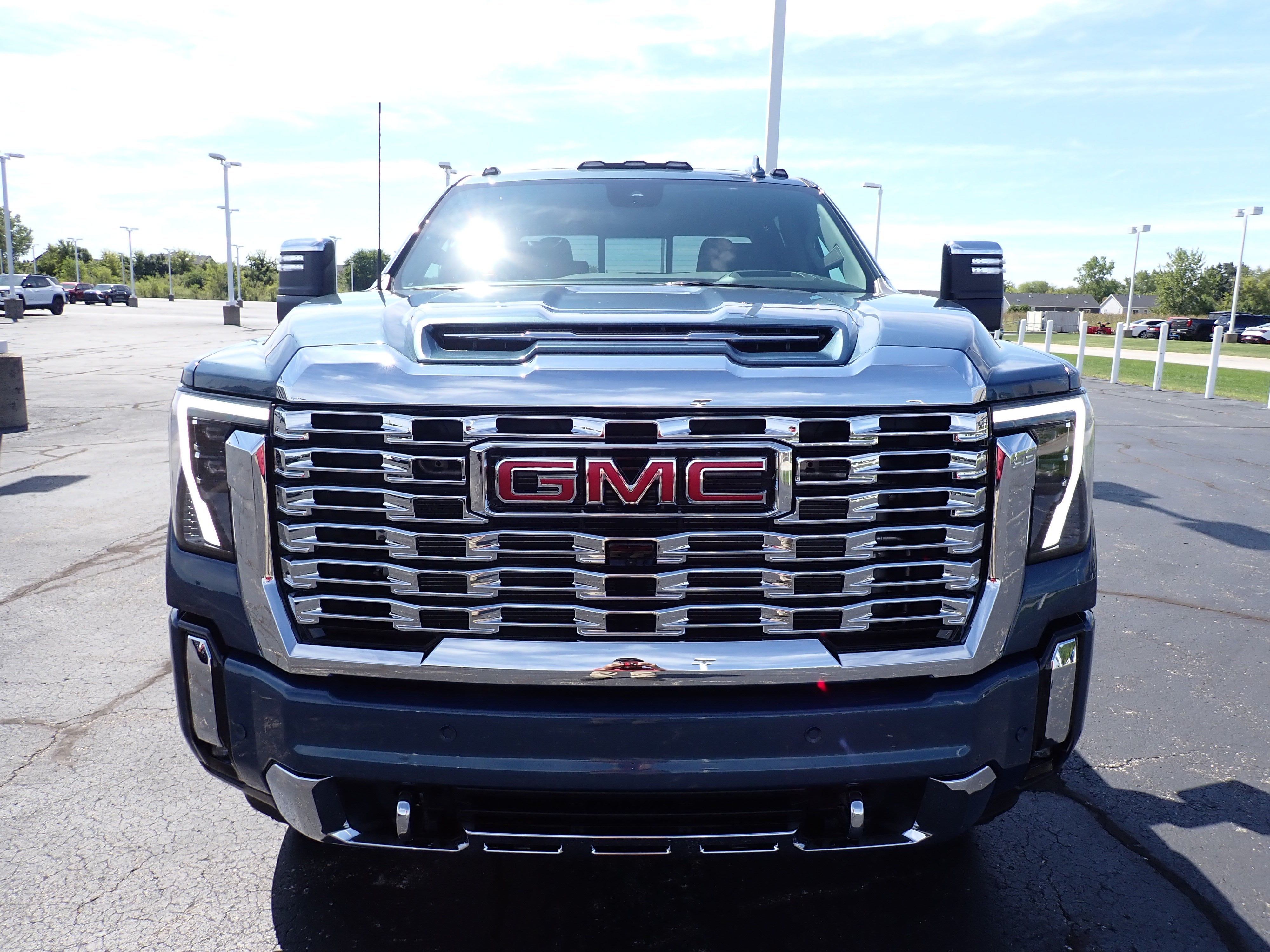 2026 GMC Sierra 3500 HD Denali DRW