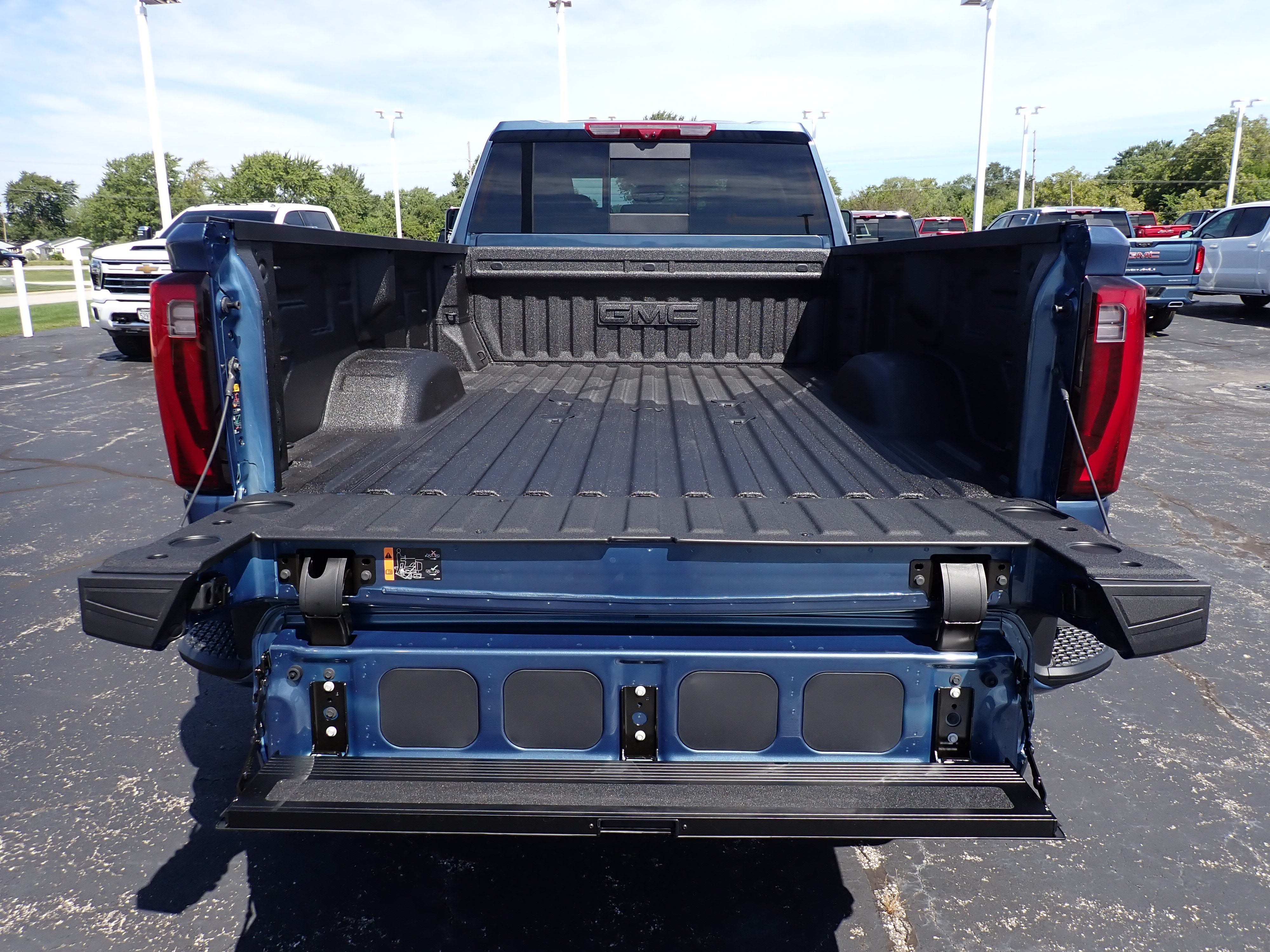 2026 GMC Sierra 3500 HD Denali DRW