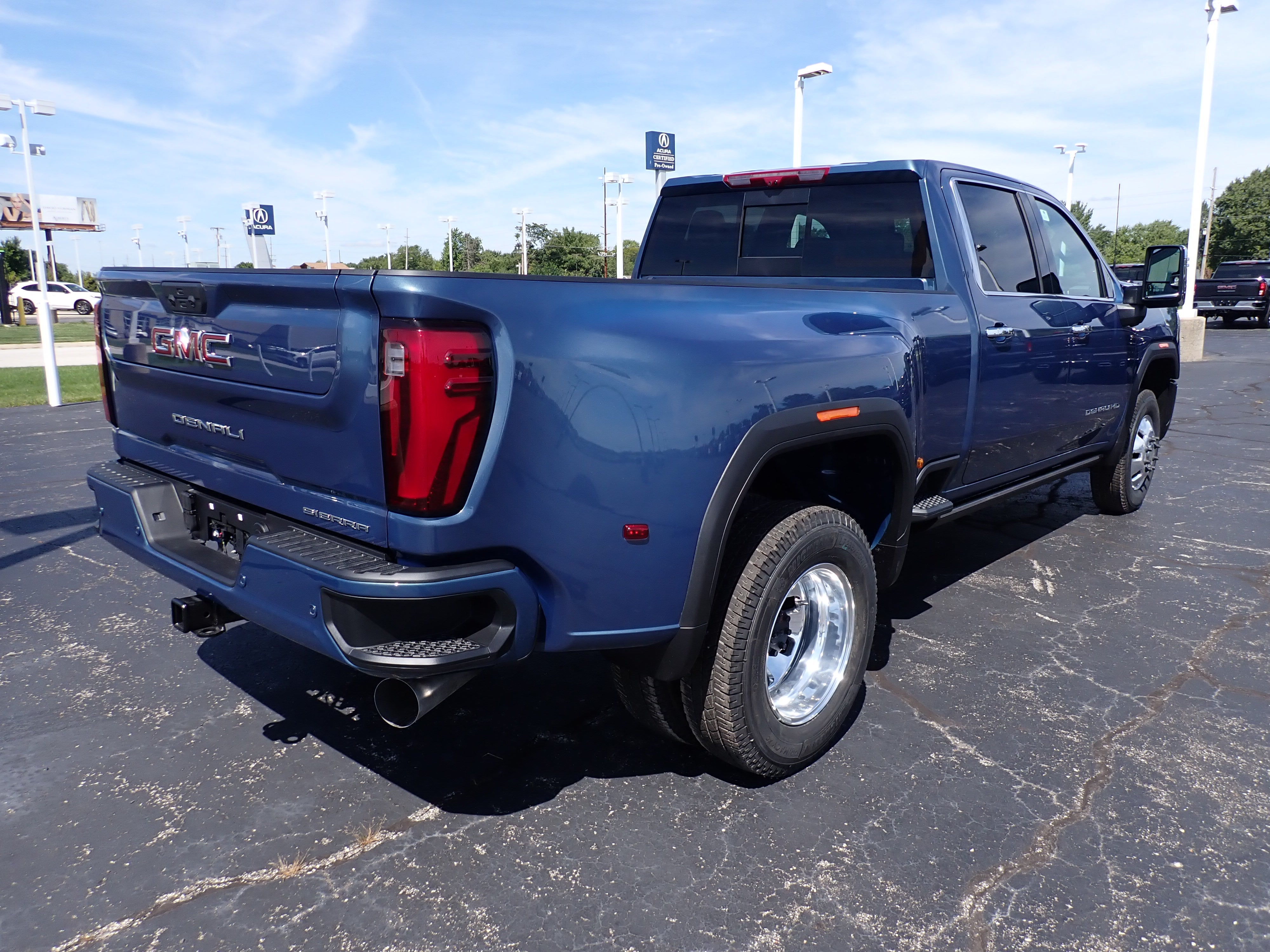 2026 GMC Sierra 3500 HD Denali DRW
