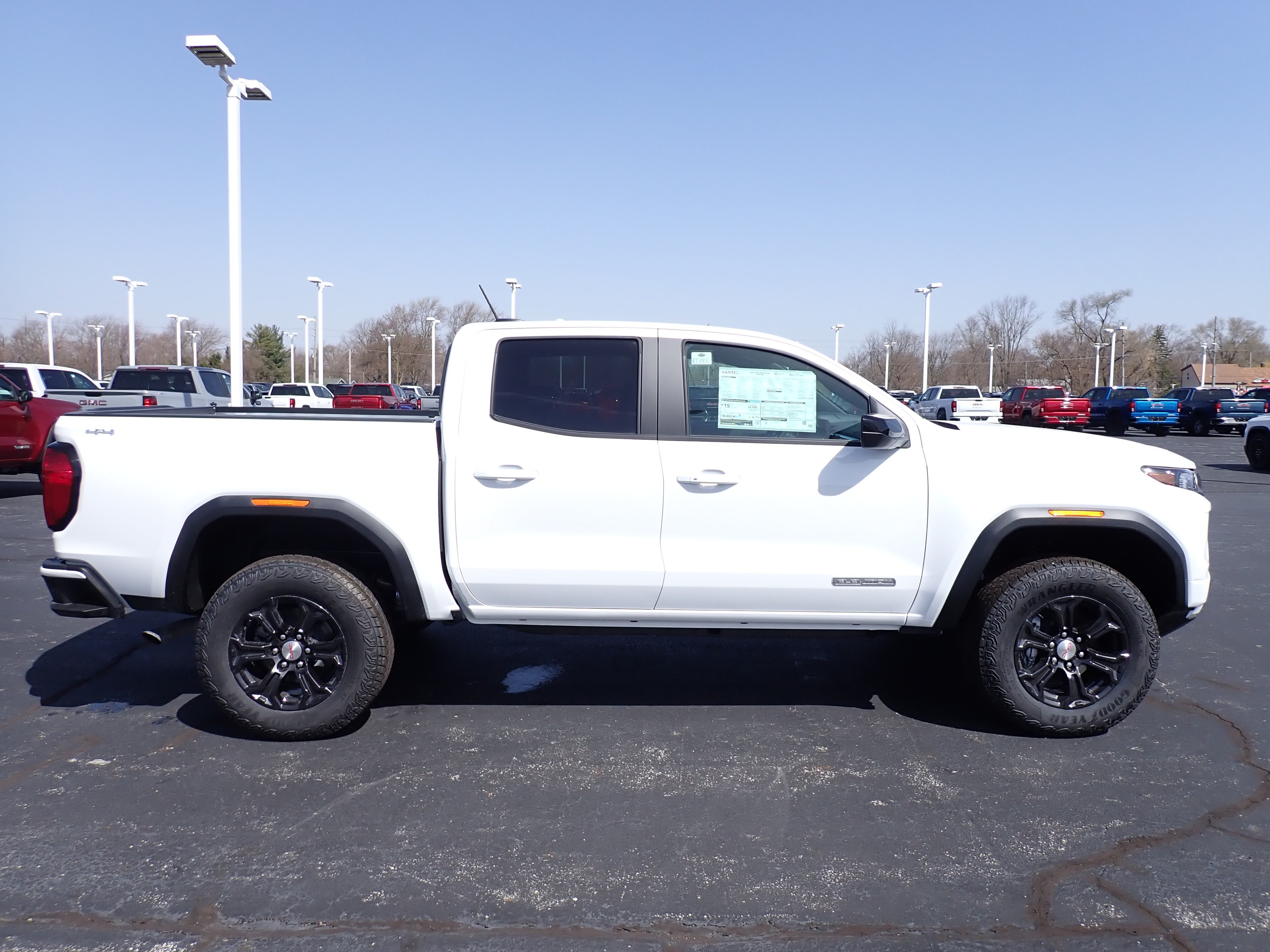 2025 GMC Canyon Elevation