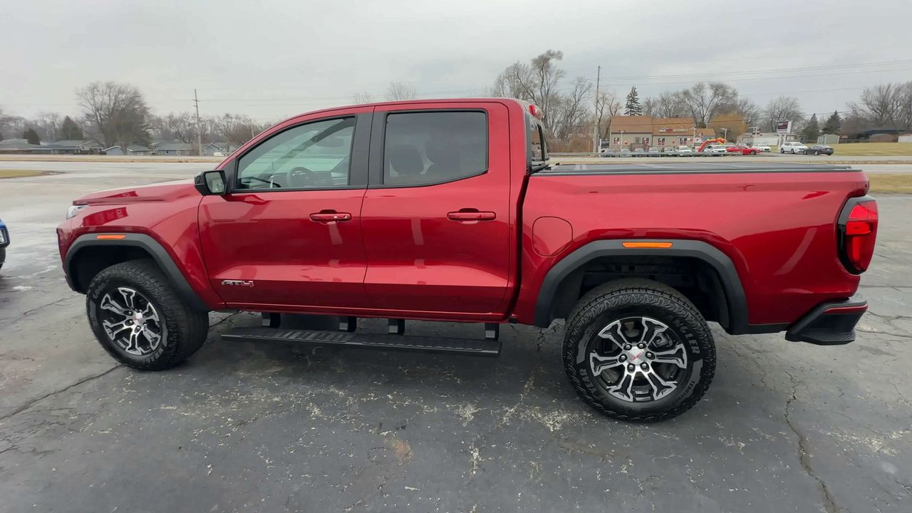 2025 GMC Canyon AT4