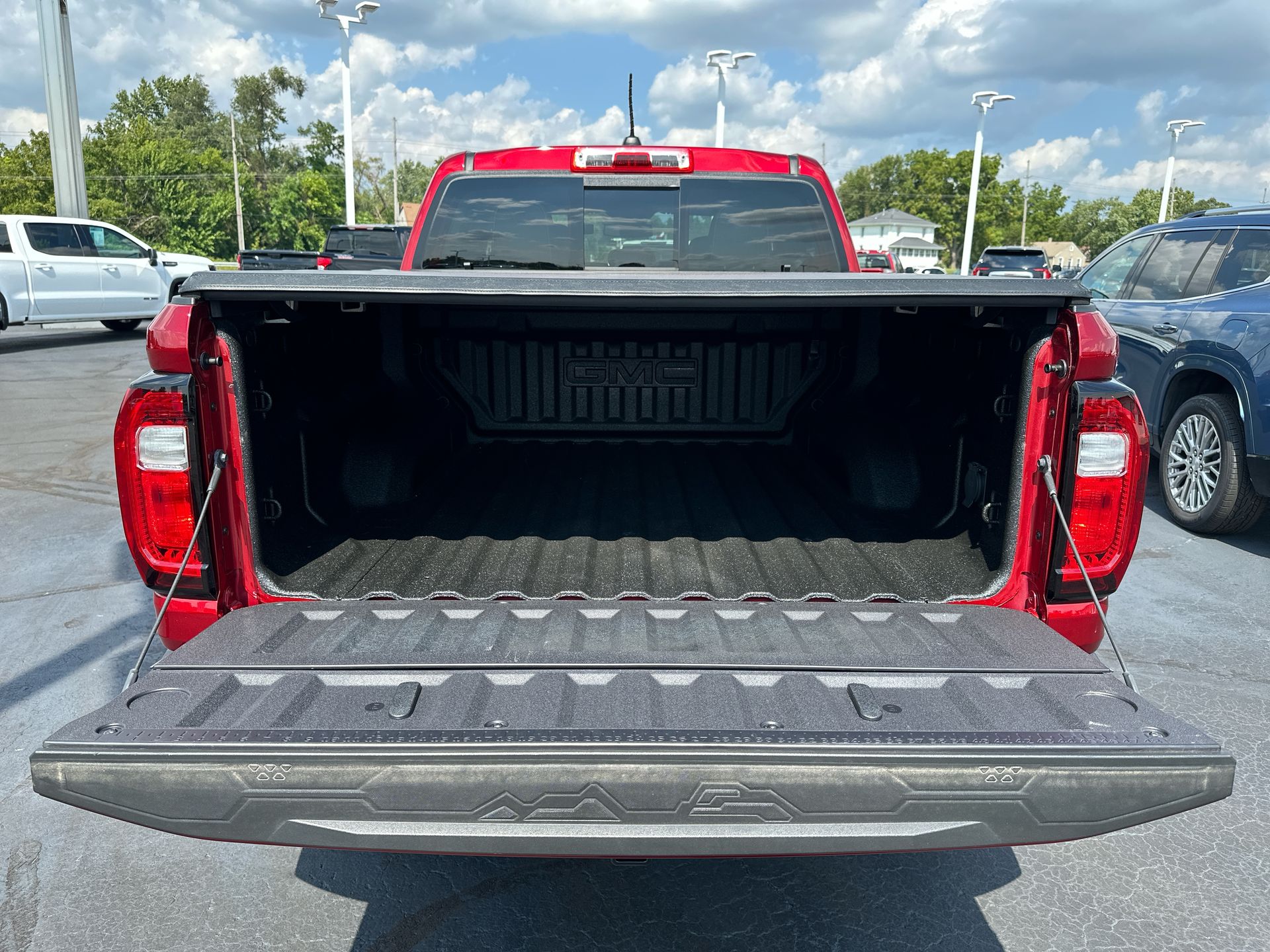2023 GMC Canyon AT4