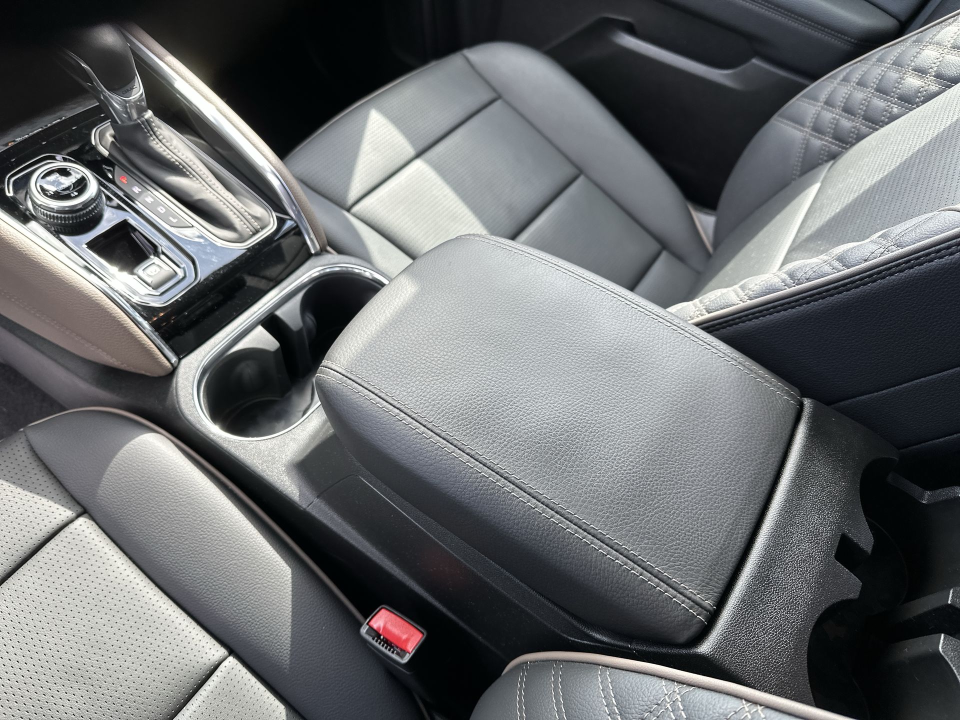 2024 GMC Canyon Denali