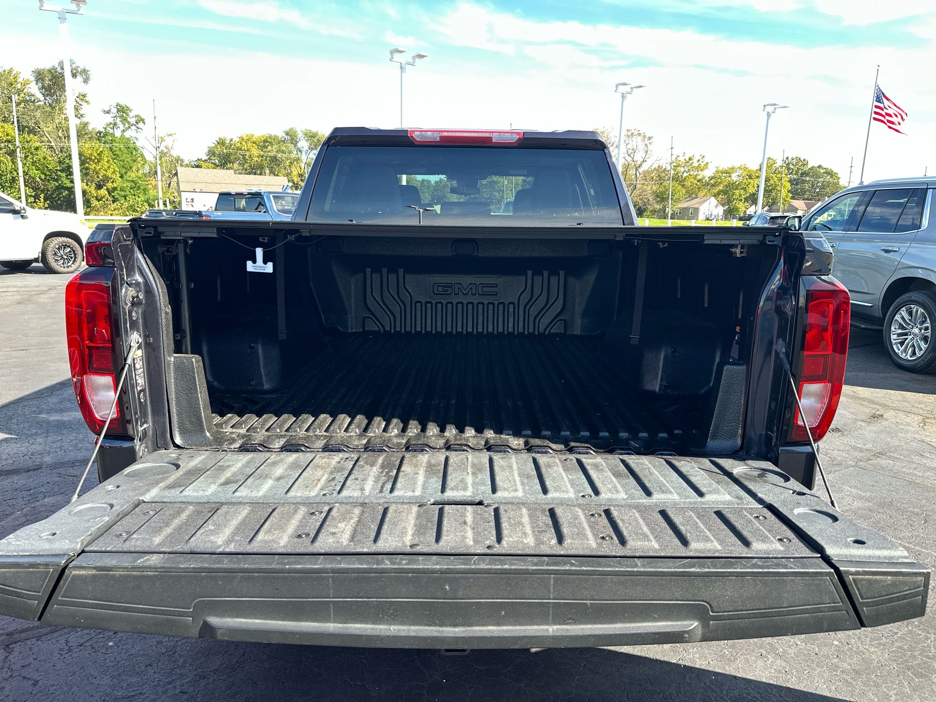 2022 GMC Sierra 1500 SLE