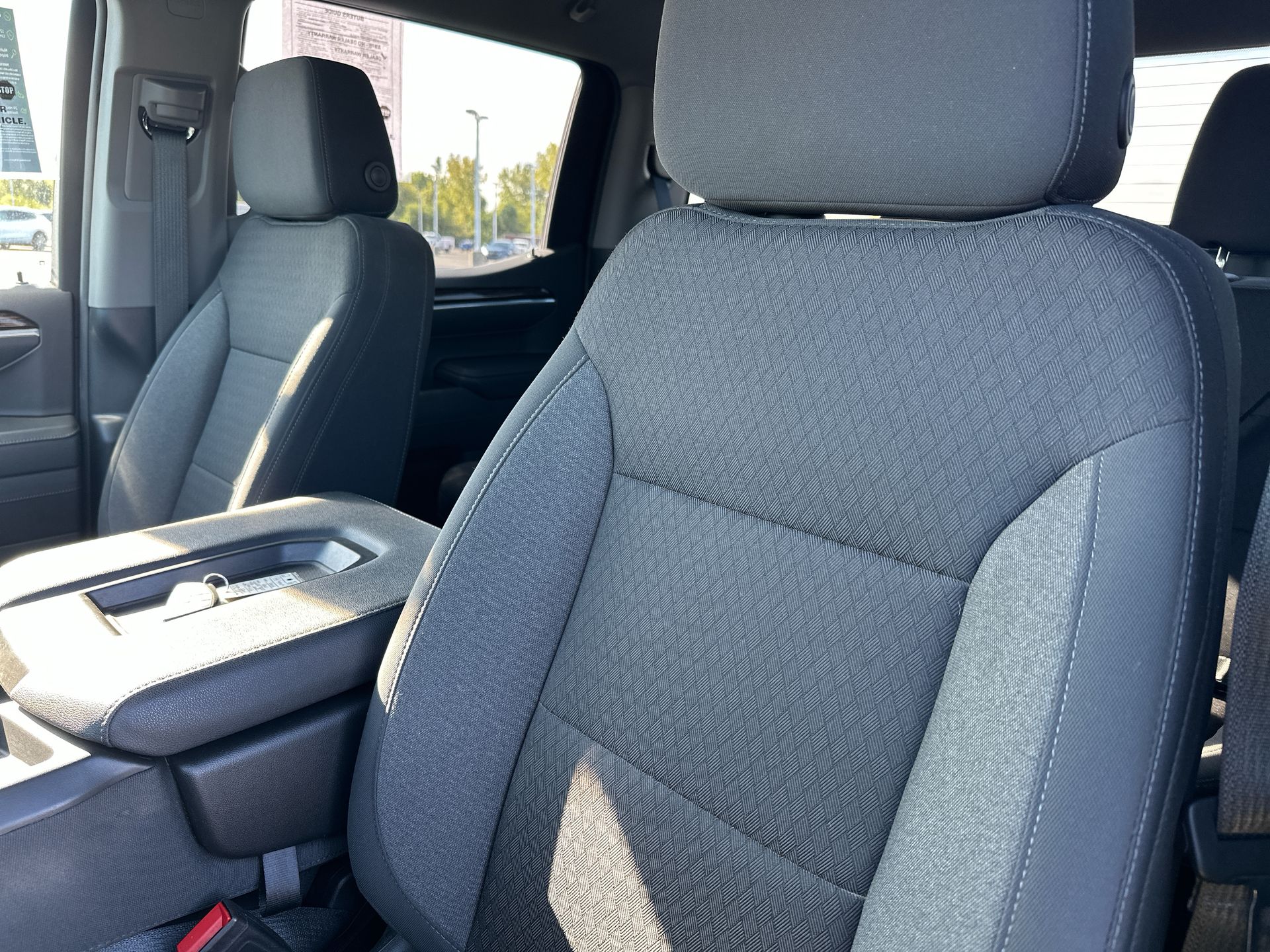 2025 GMC Sierra 1500 SLE