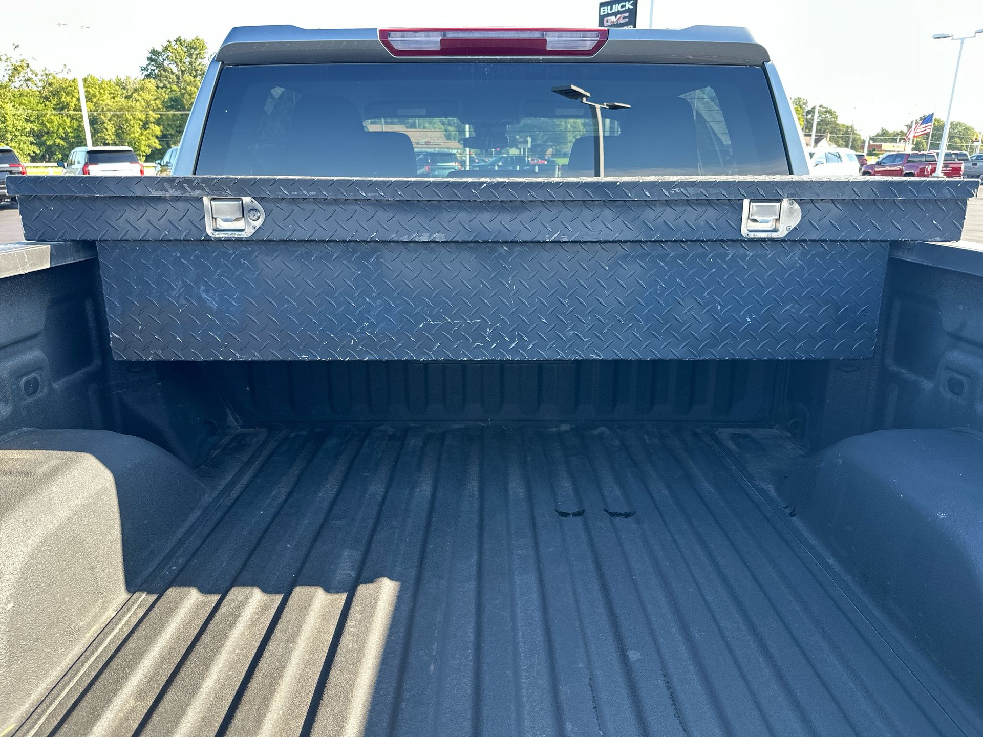 2025 GMC Sierra 1500 SLE
