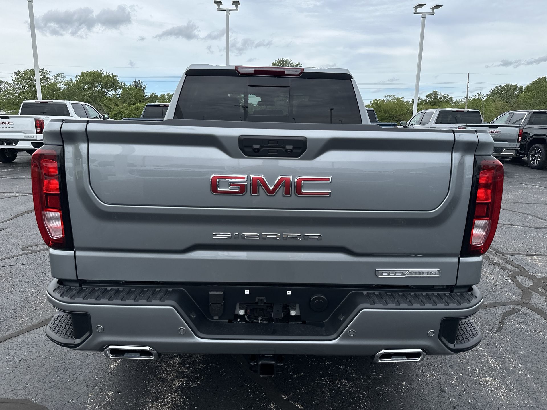 2026 GMC Sierra 1500 Elevation