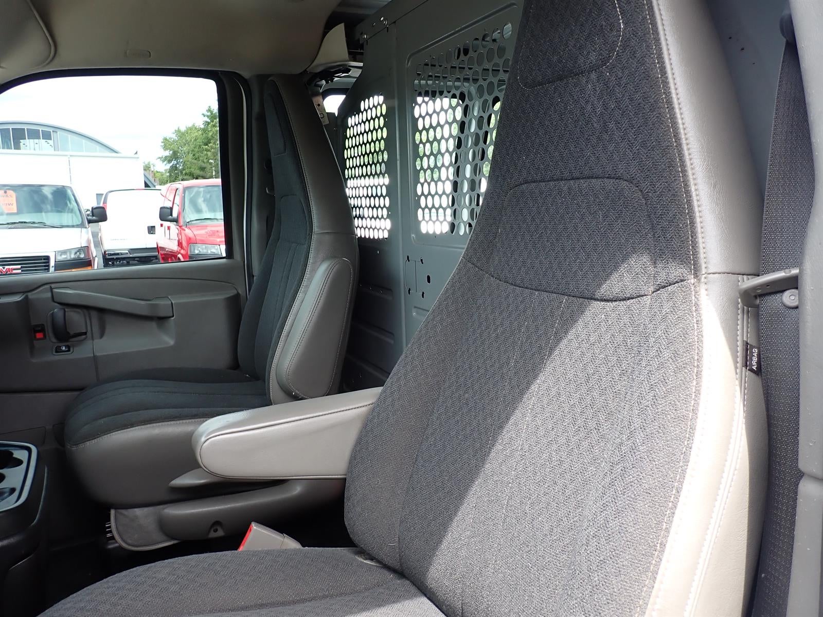 2018 GMC Savana Cargo 2500 VAN 2500 RWD 135"
