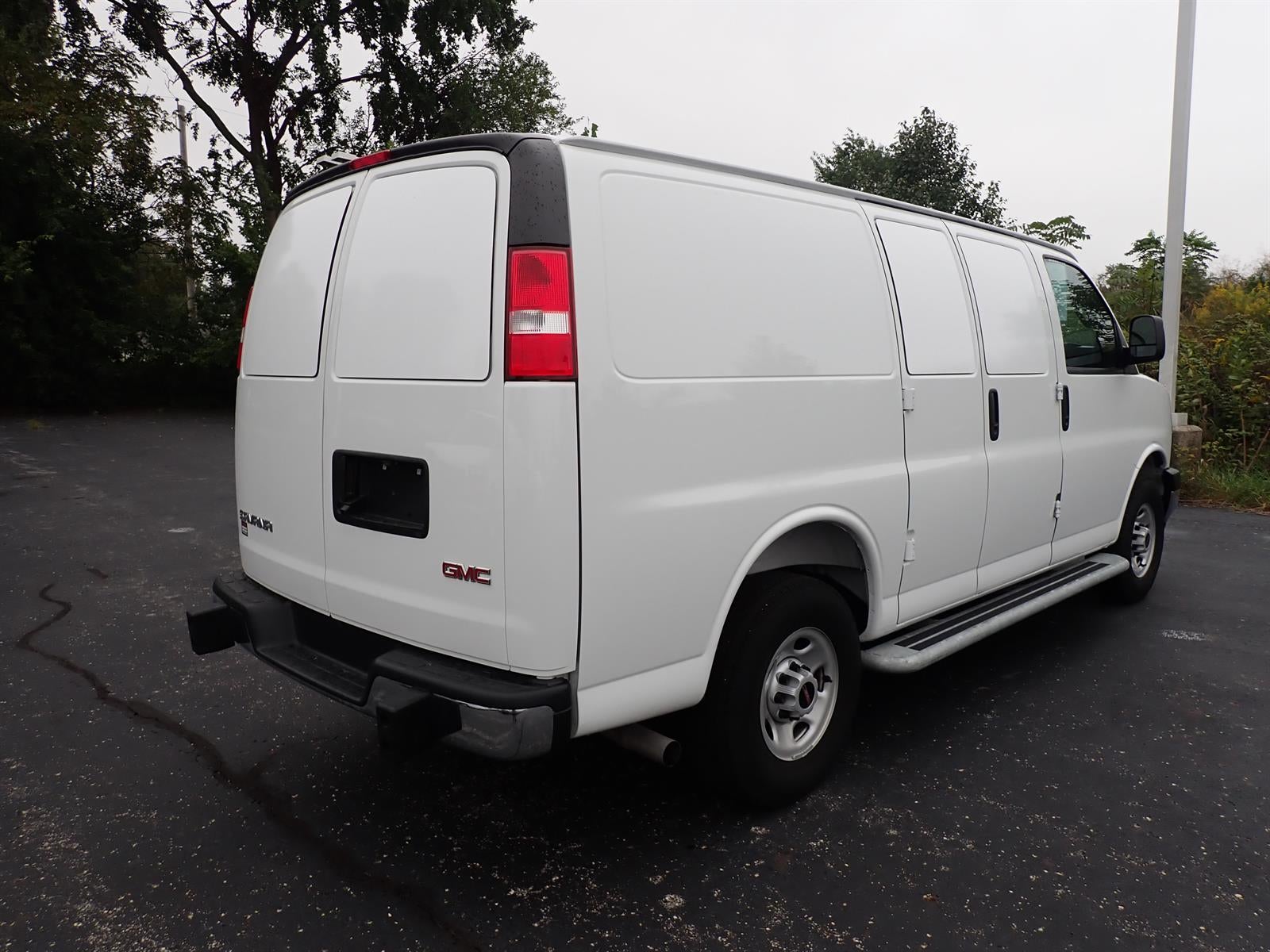 2025 GMC Savana Cargo Work Van