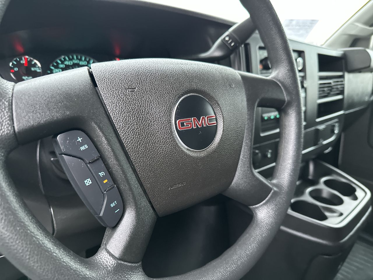 2024 GMC Savana Cargo 2500 Work Van