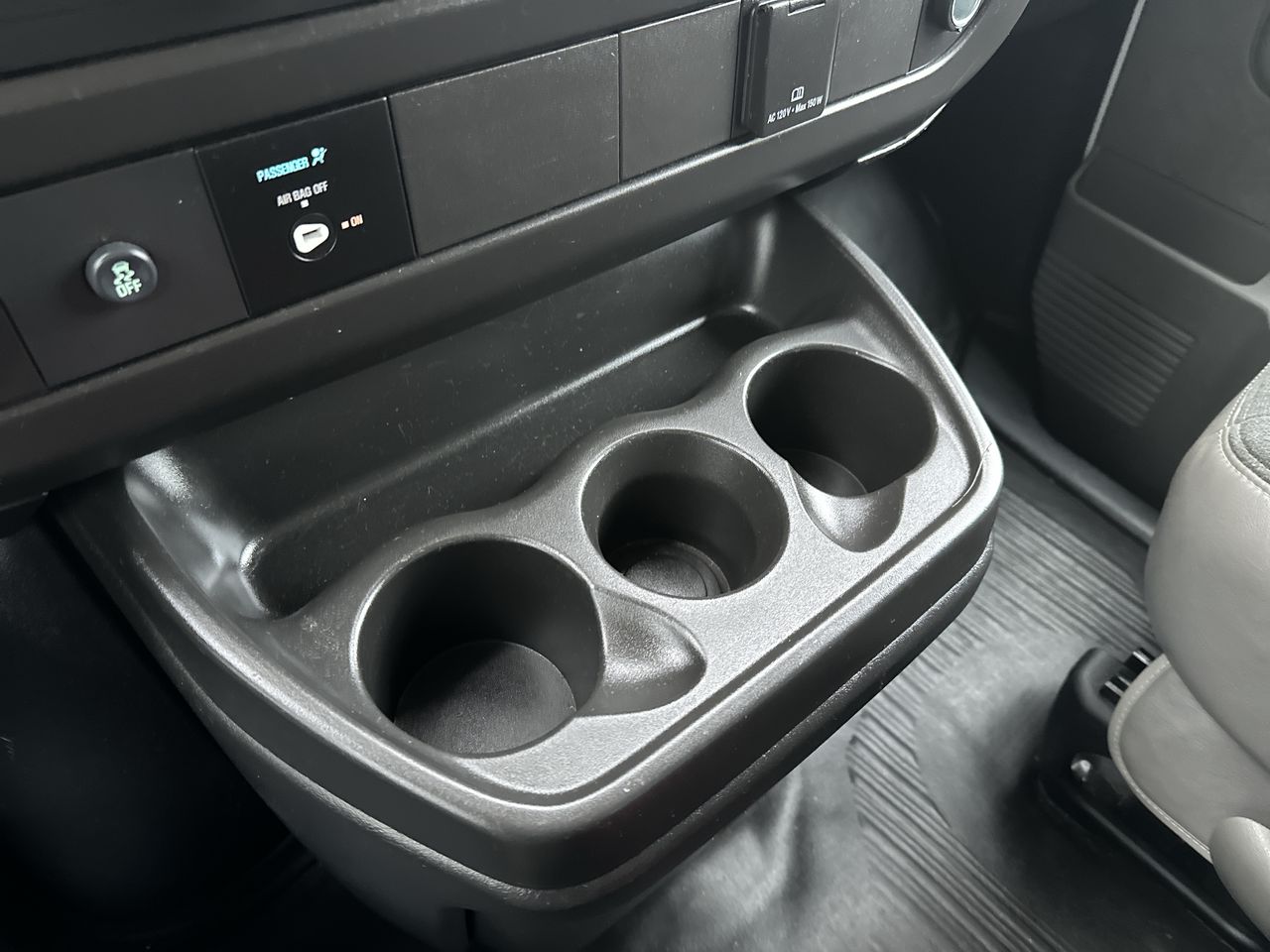 2024 GMC Savana Cargo 2500 Work Van