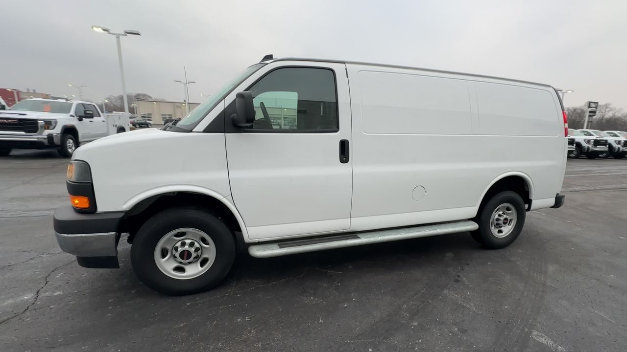 2024 GMC Savana Cargo 2500 Work Van