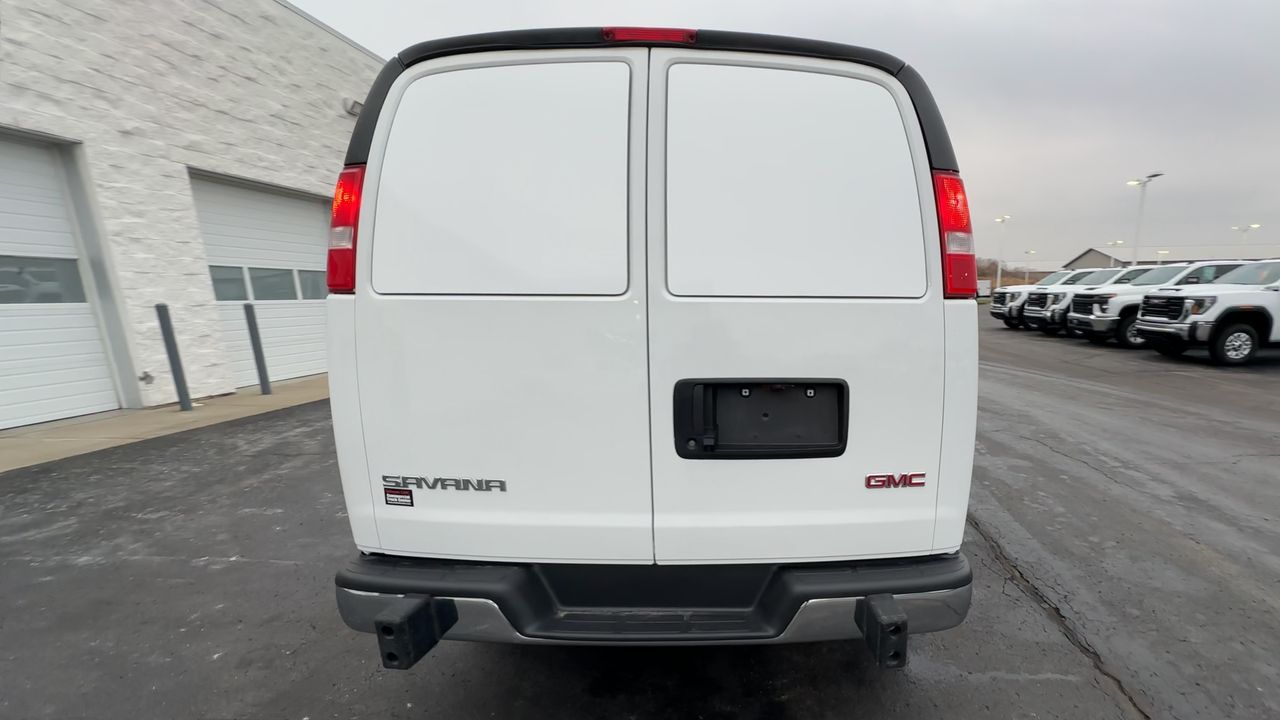 2024 GMC Savana Cargo 2500 Work Van
