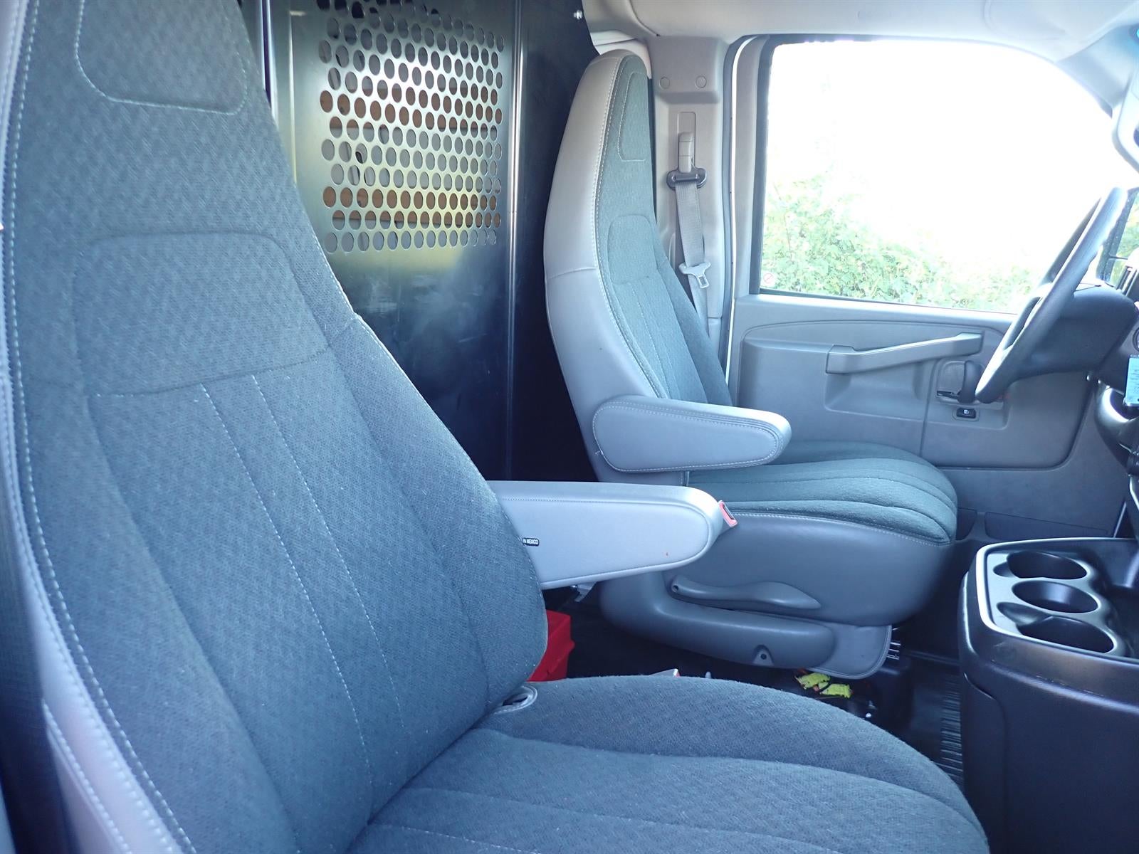 2025 GMC Savana Cargo Work Van