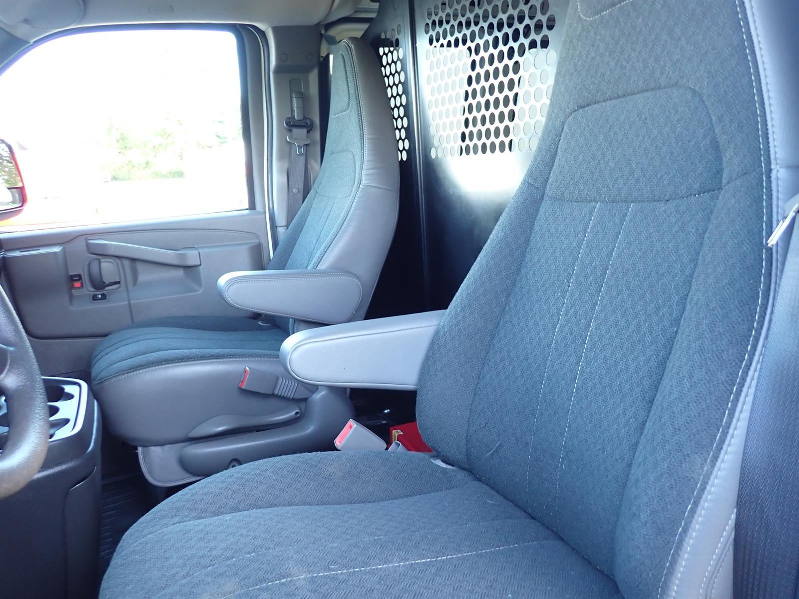2025 GMC Savana Cargo Work Van