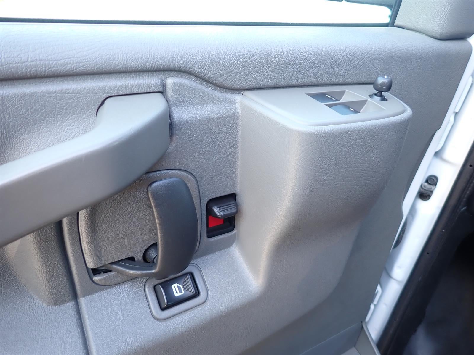 2025 GMC Savana Cargo Work Van