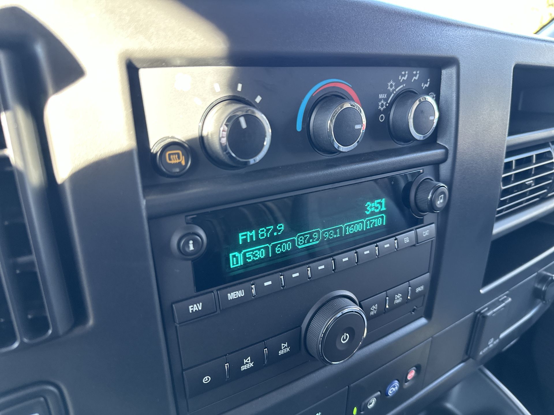 2025 GMC Savana Cargo 2500 Work Van