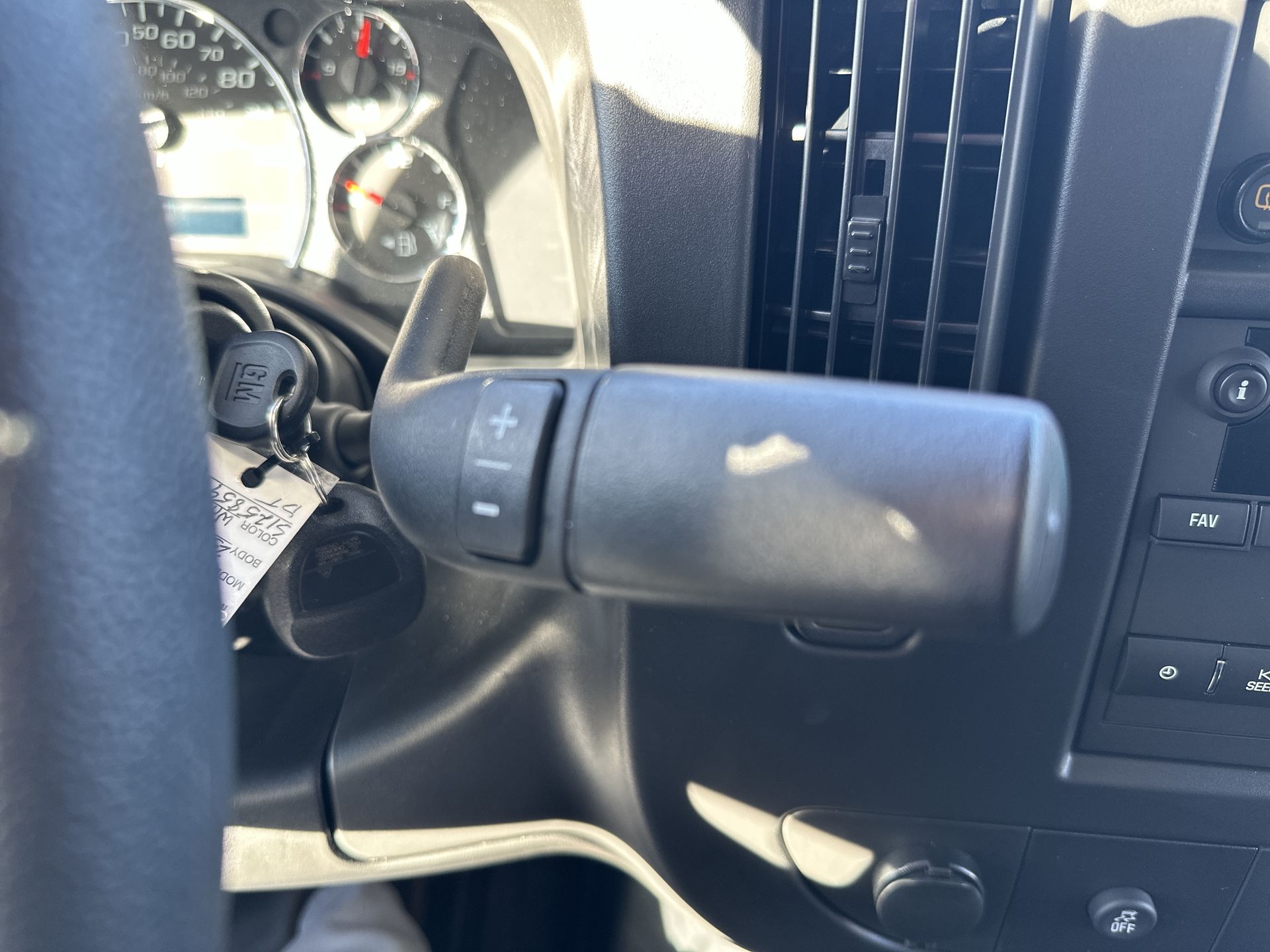 2025 GMC Savana Cargo 2500 Work Van