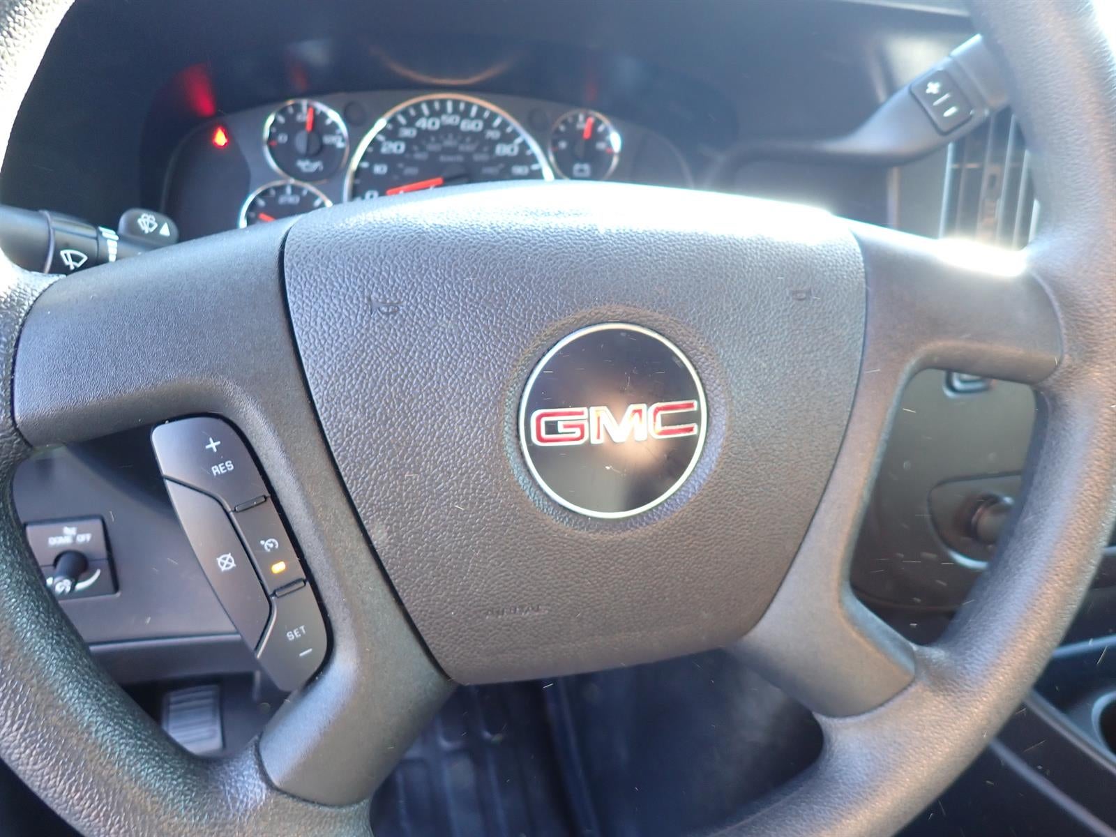 2025 GMC Savana Cargo Work Van