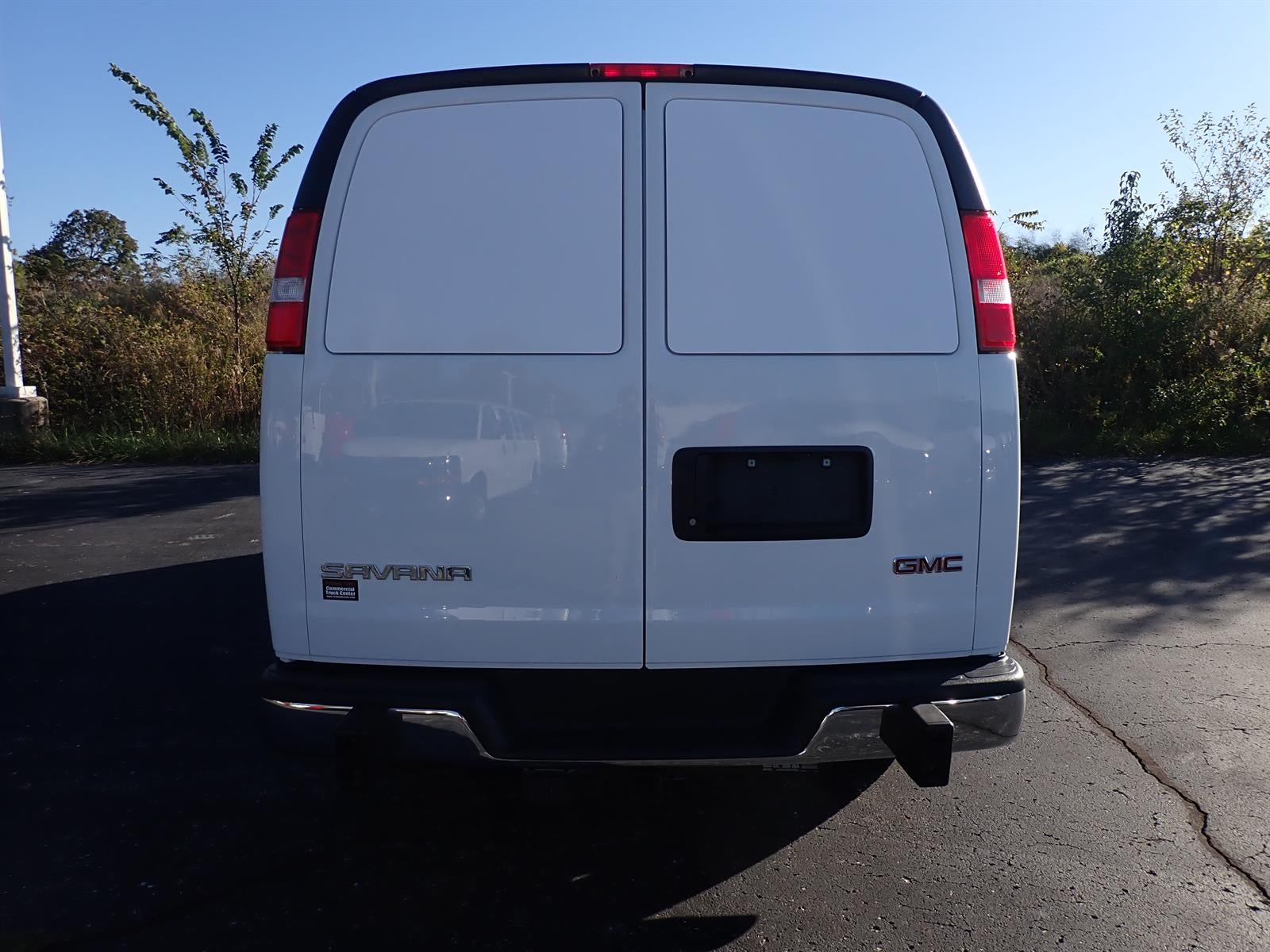 2025 GMC Savana Cargo Work Van