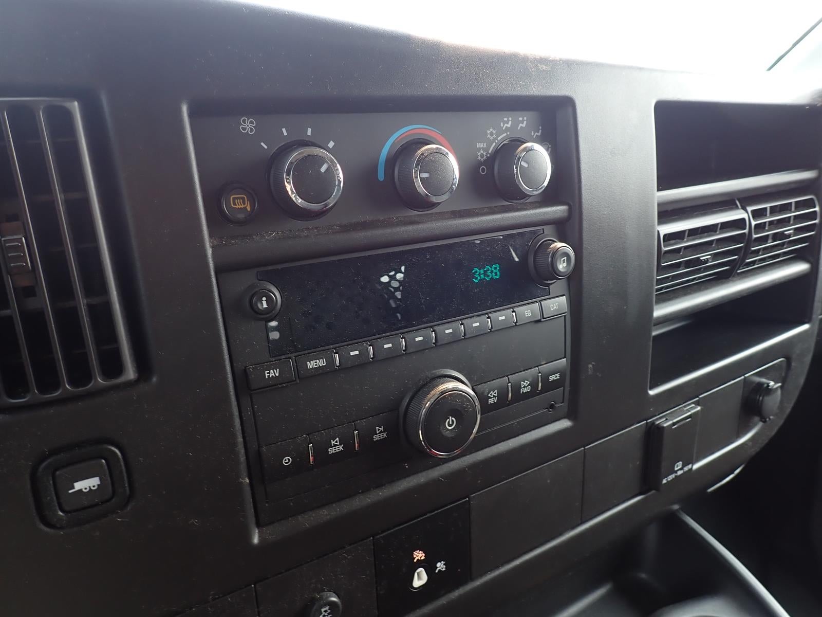 2023 GMC Savana Cargo 2500 Work Van