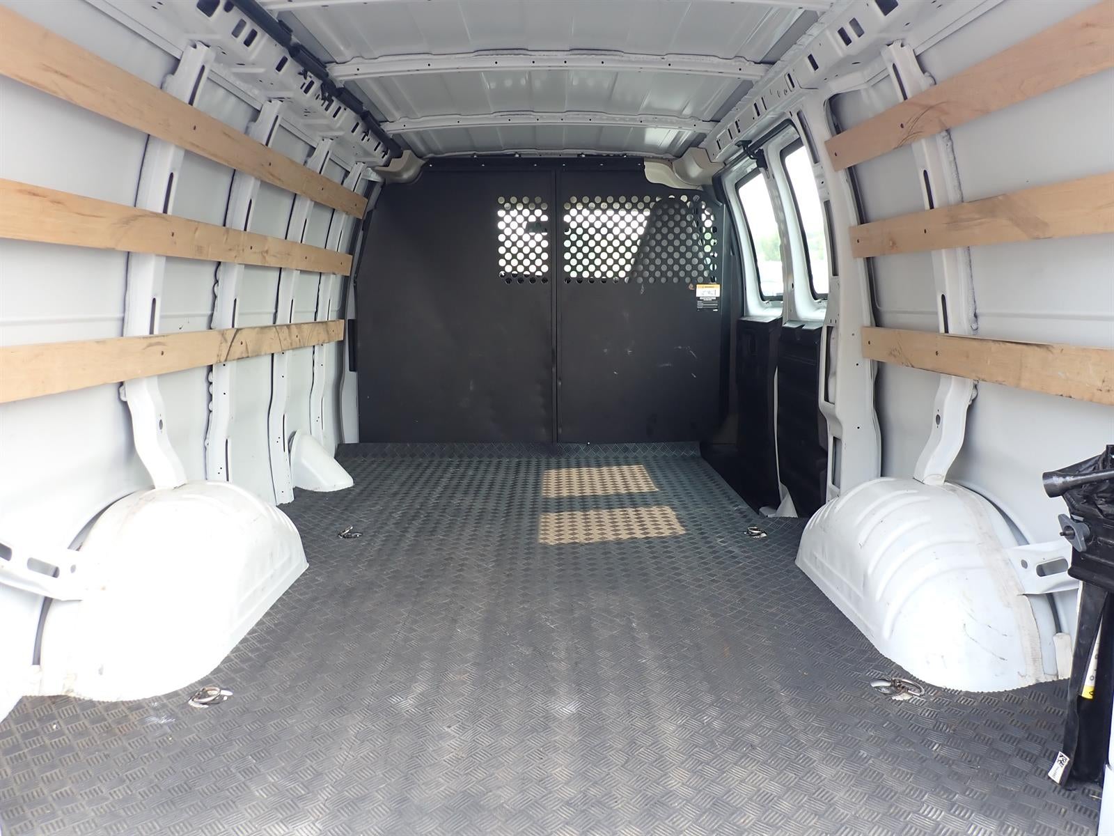 2023 GMC Savana Cargo 2500 Work Van