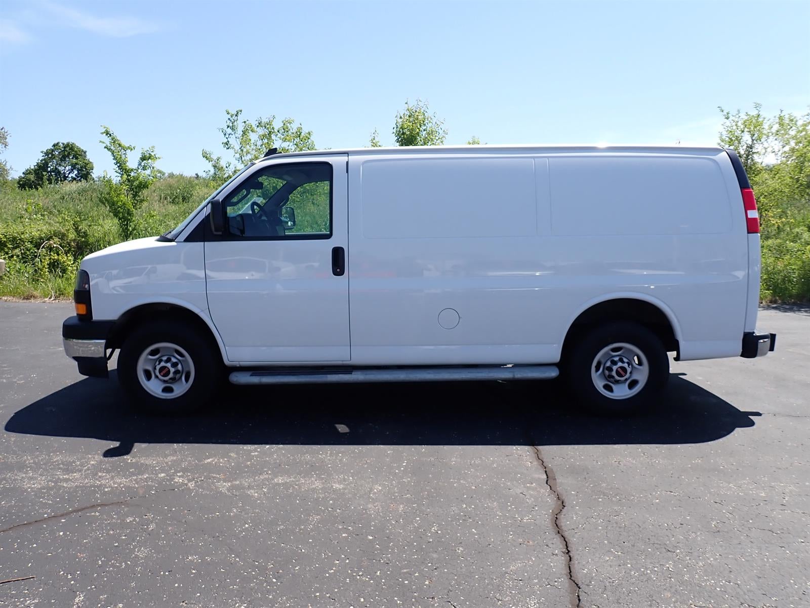 2024 GMC Savana Cargo 2500 Work Van