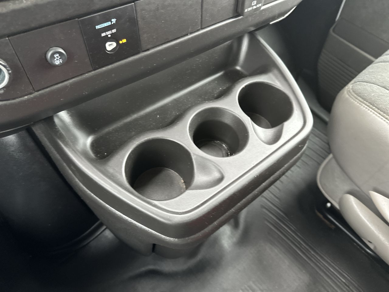 2024 GMC Savana Cargo 2500 Work Van