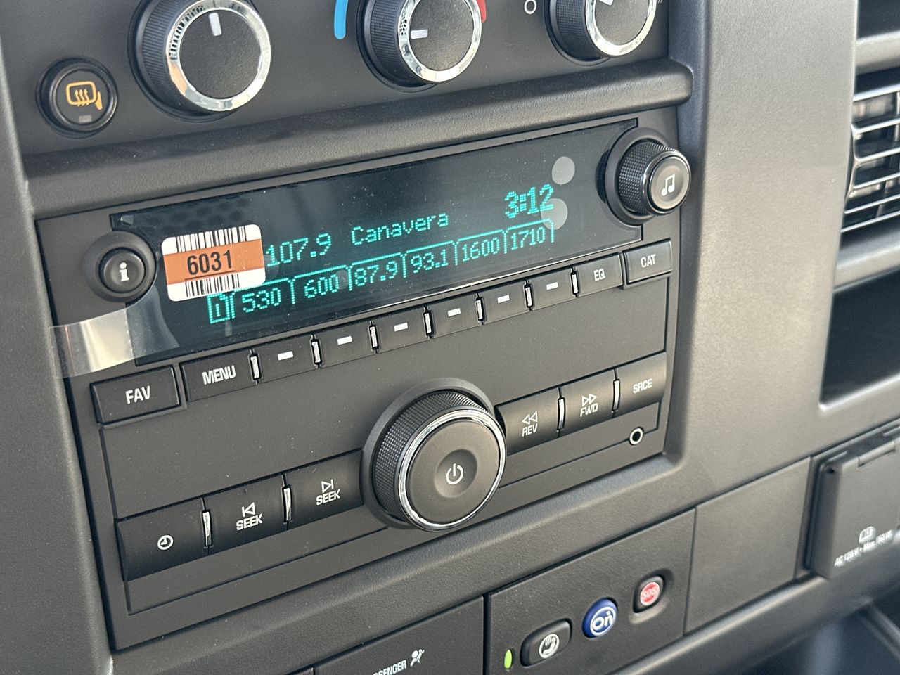 2025 GMC Savana Cargo 2500 Work Van