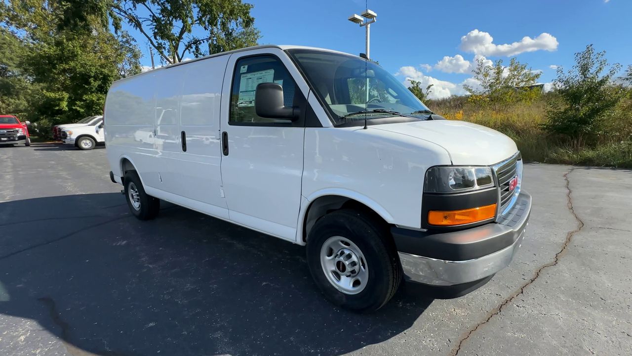 2025 GMC Savana Cargo 2500 Work Van
