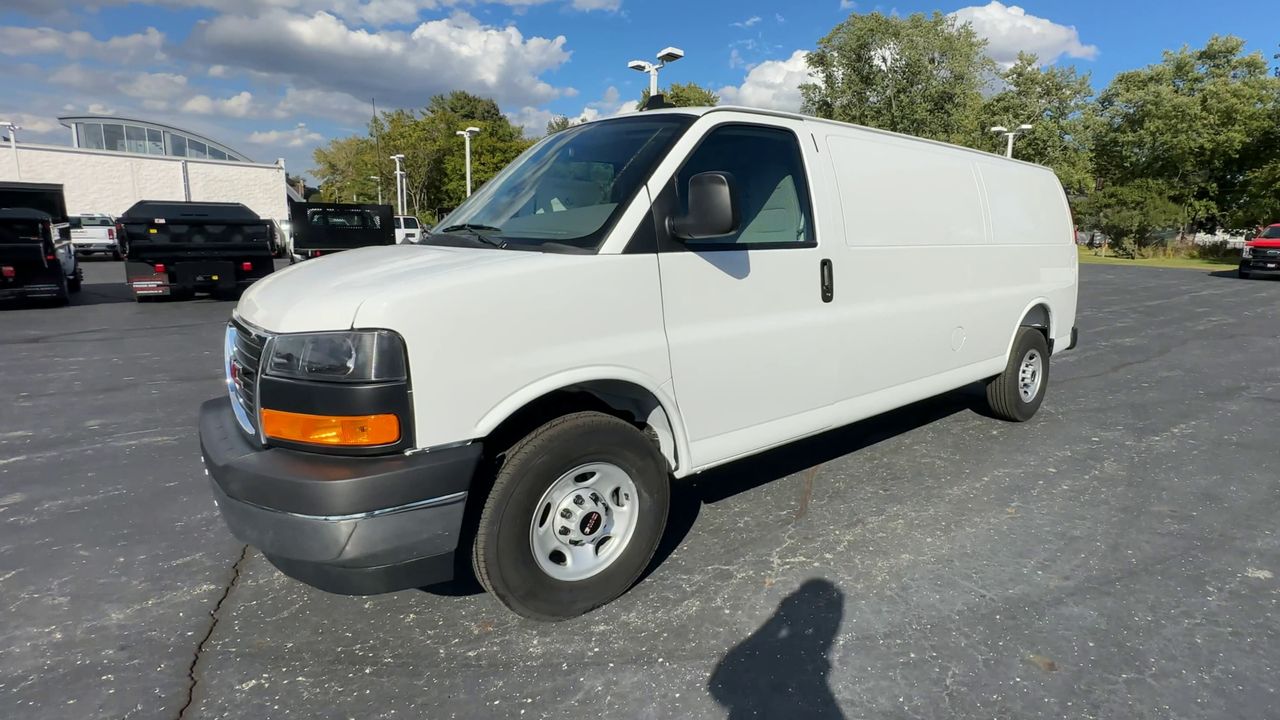 2025 GMC Savana Cargo 2500 Work Van