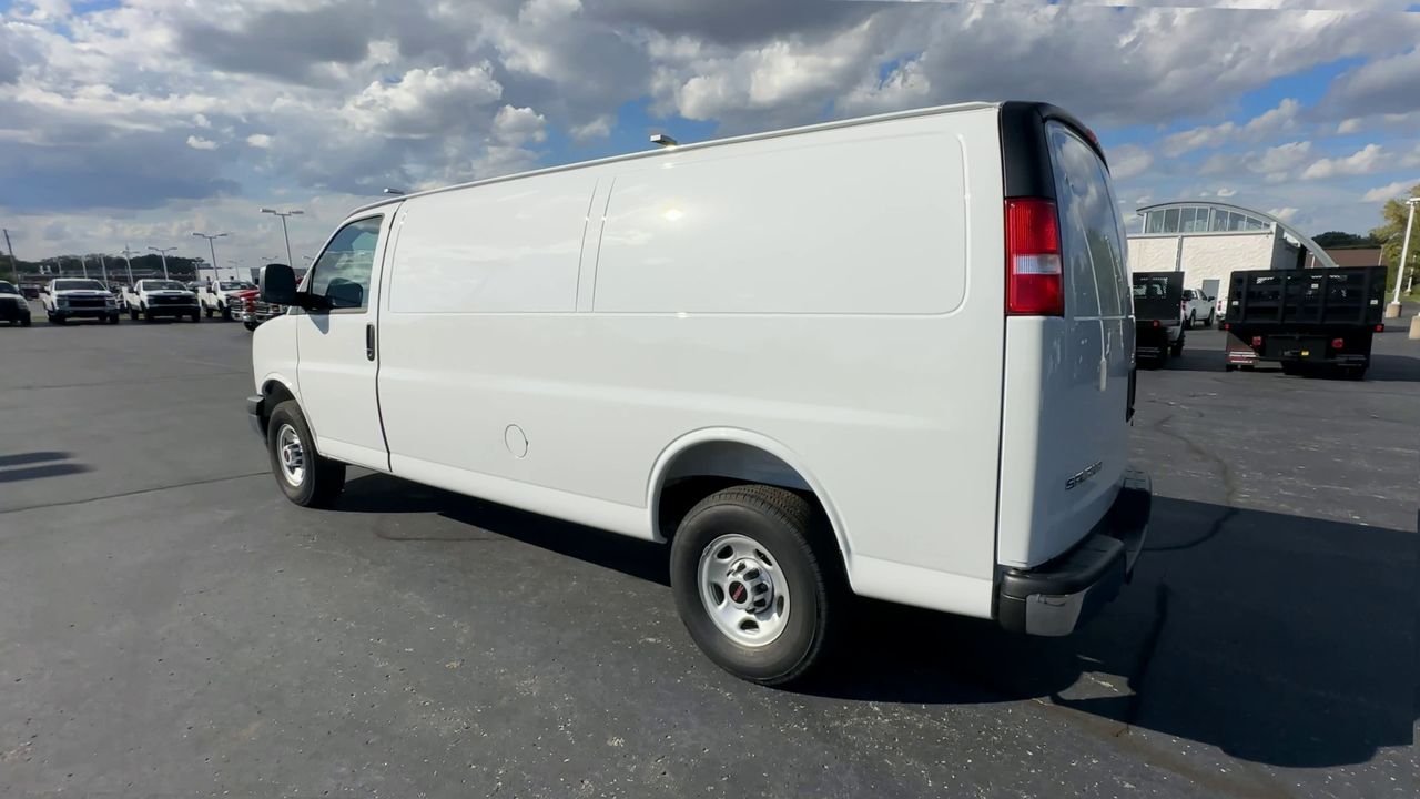 2025 GMC Savana Cargo 2500 Work Van