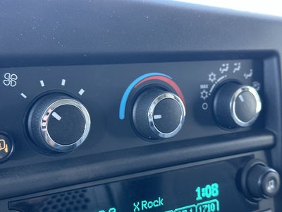 2025 GMC Savana Cargo 2500 Work Van