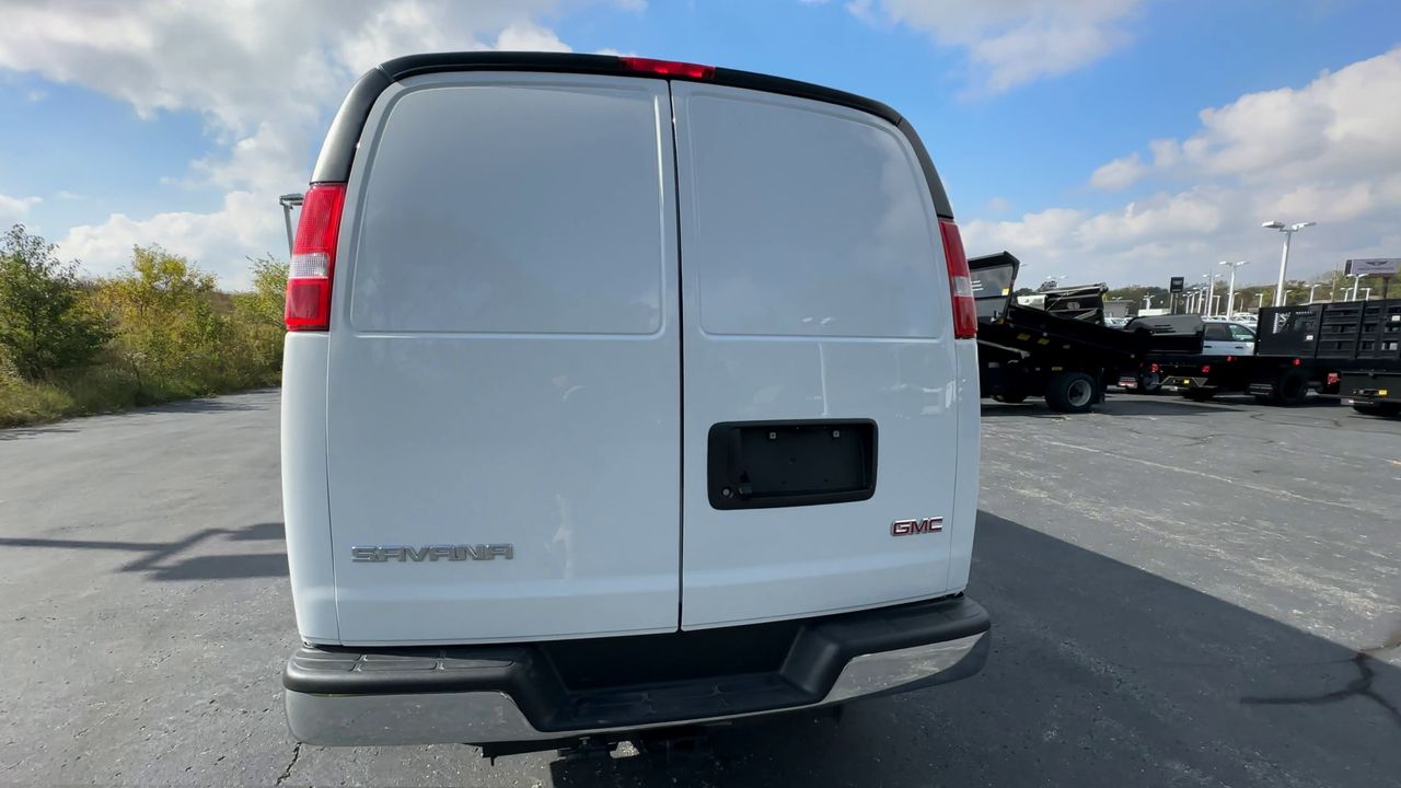 2025 GMC Savana Cargo 2500 Work Van