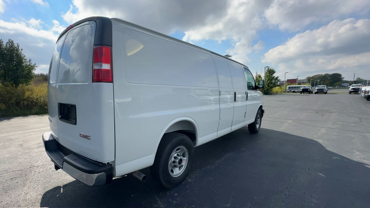 2025 GMC Savana Cargo 2500 Work Van