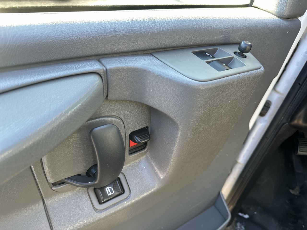 2013 GMC Savana Cargo 2500 2500 RWD 135"