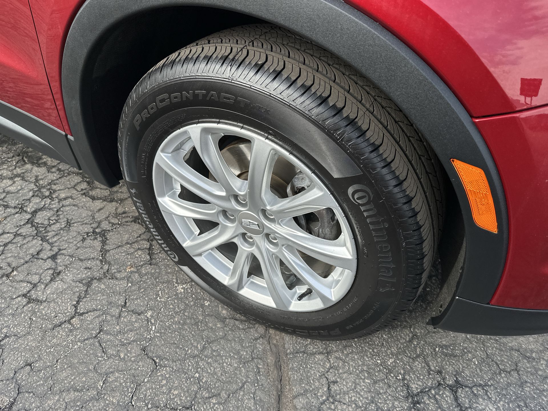 2019 Cadillac XT4 AWD Luxury