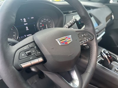2023 Cadillac XT4 Premium Luxury