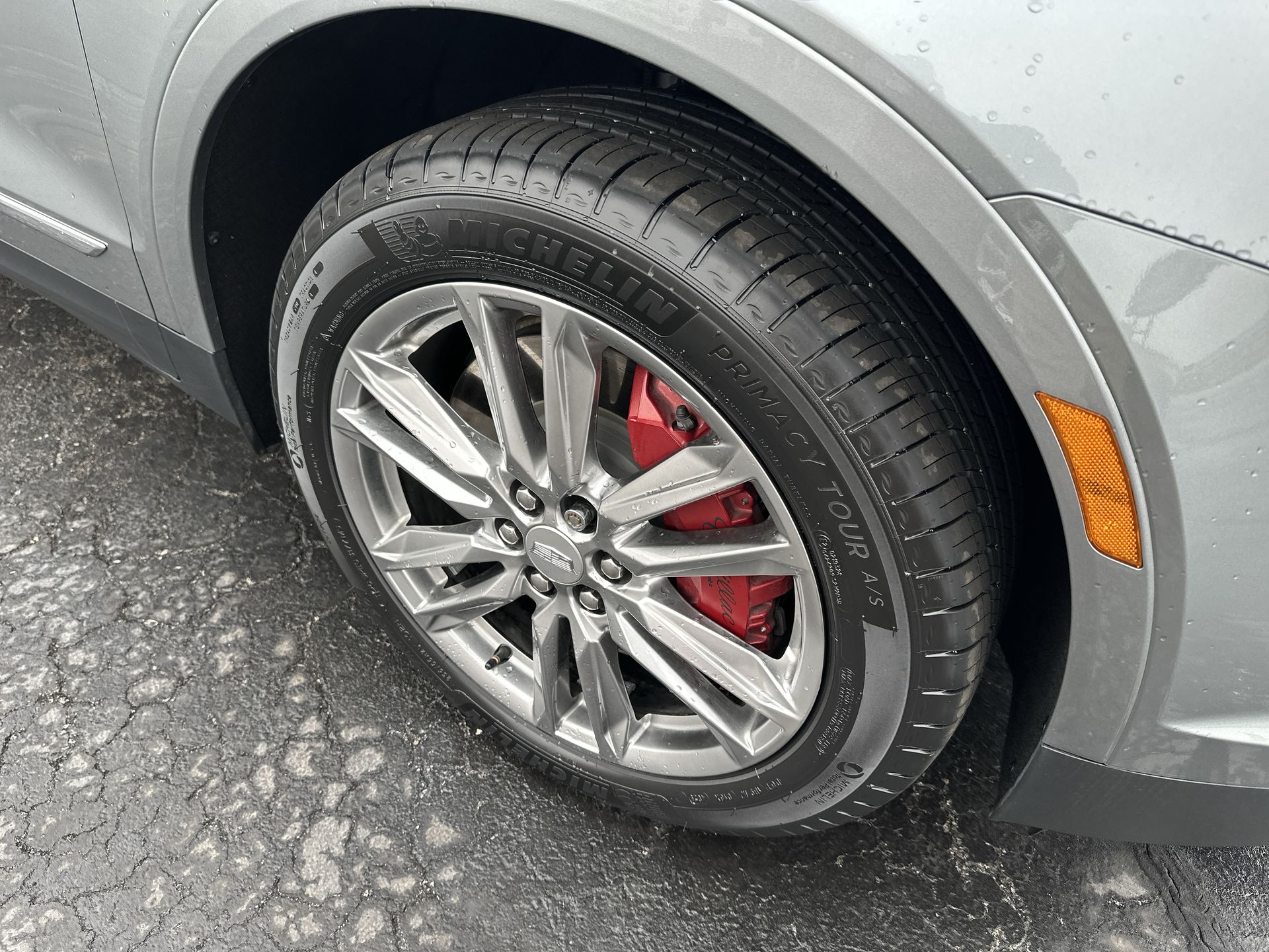 2023 Cadillac XT5 Sport