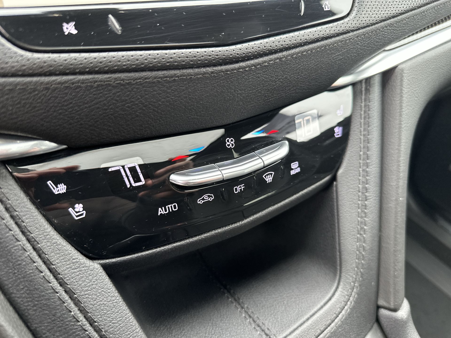 2023 Cadillac XT5 Sport