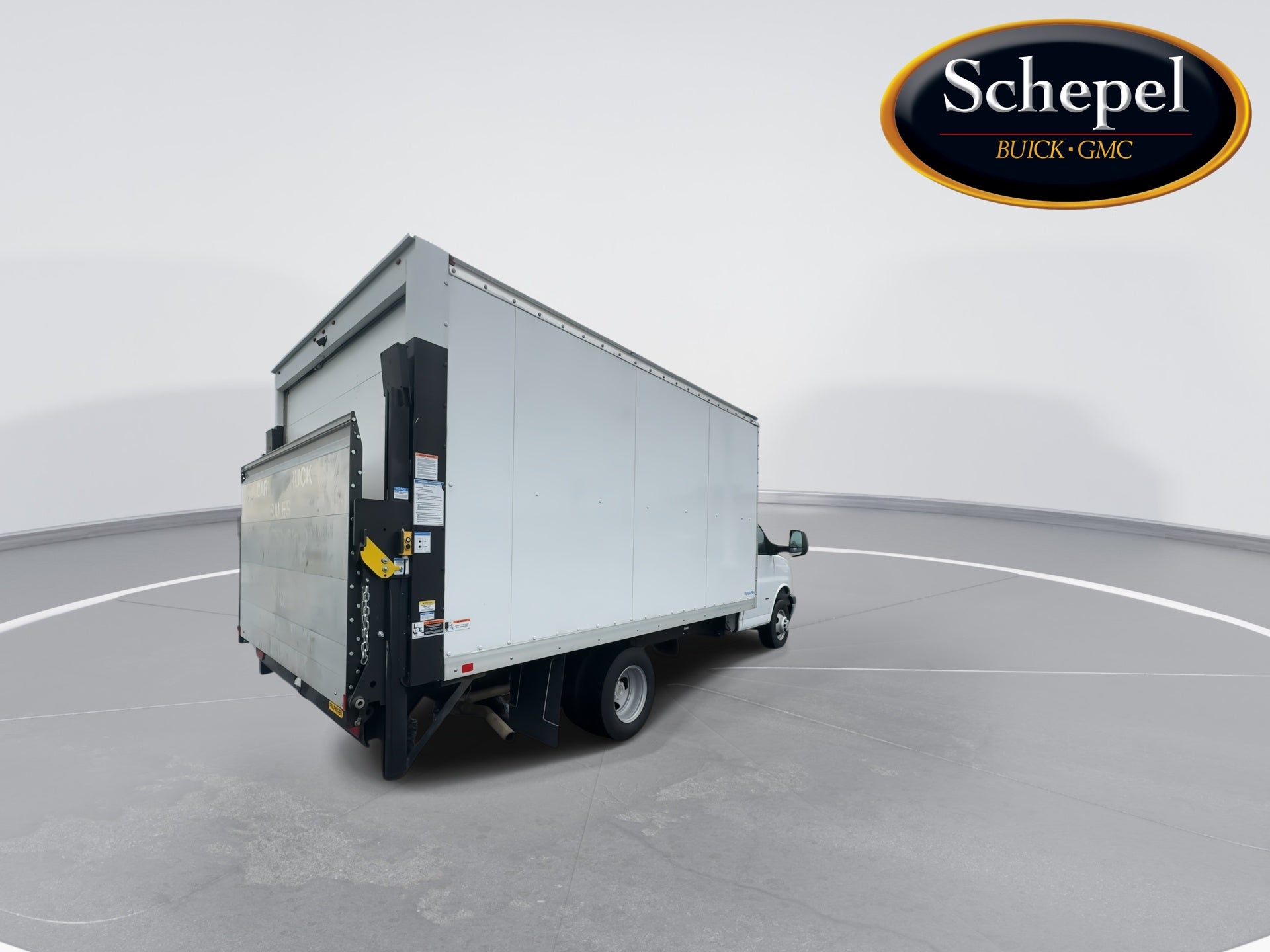 2022 Chevrolet Express Cutaway 3500 VAN 159