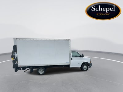 2022 Chevrolet Express Cutaway 3500 VAN 159