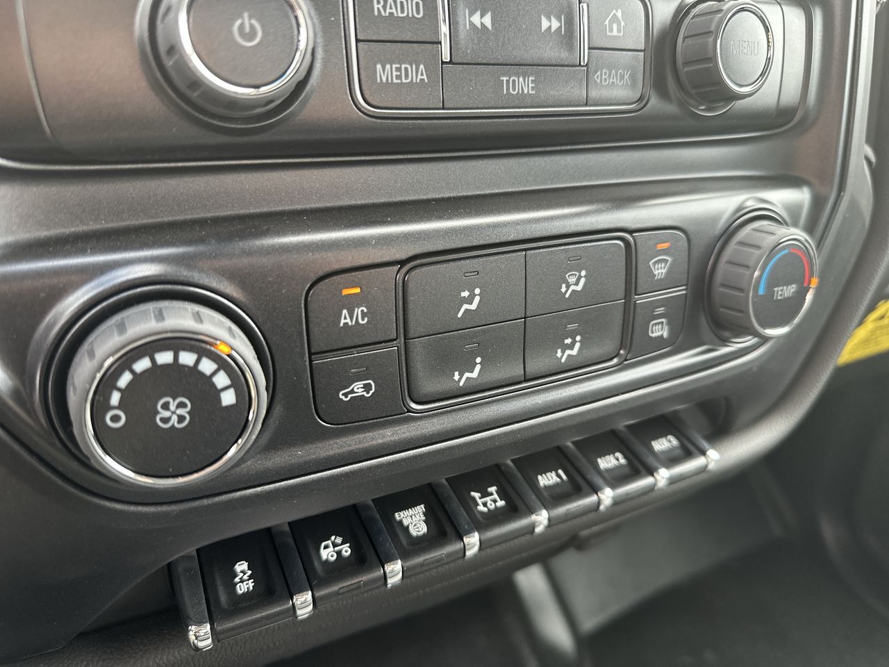 2023 Chevrolet Silverado 4500 HD Work Truck