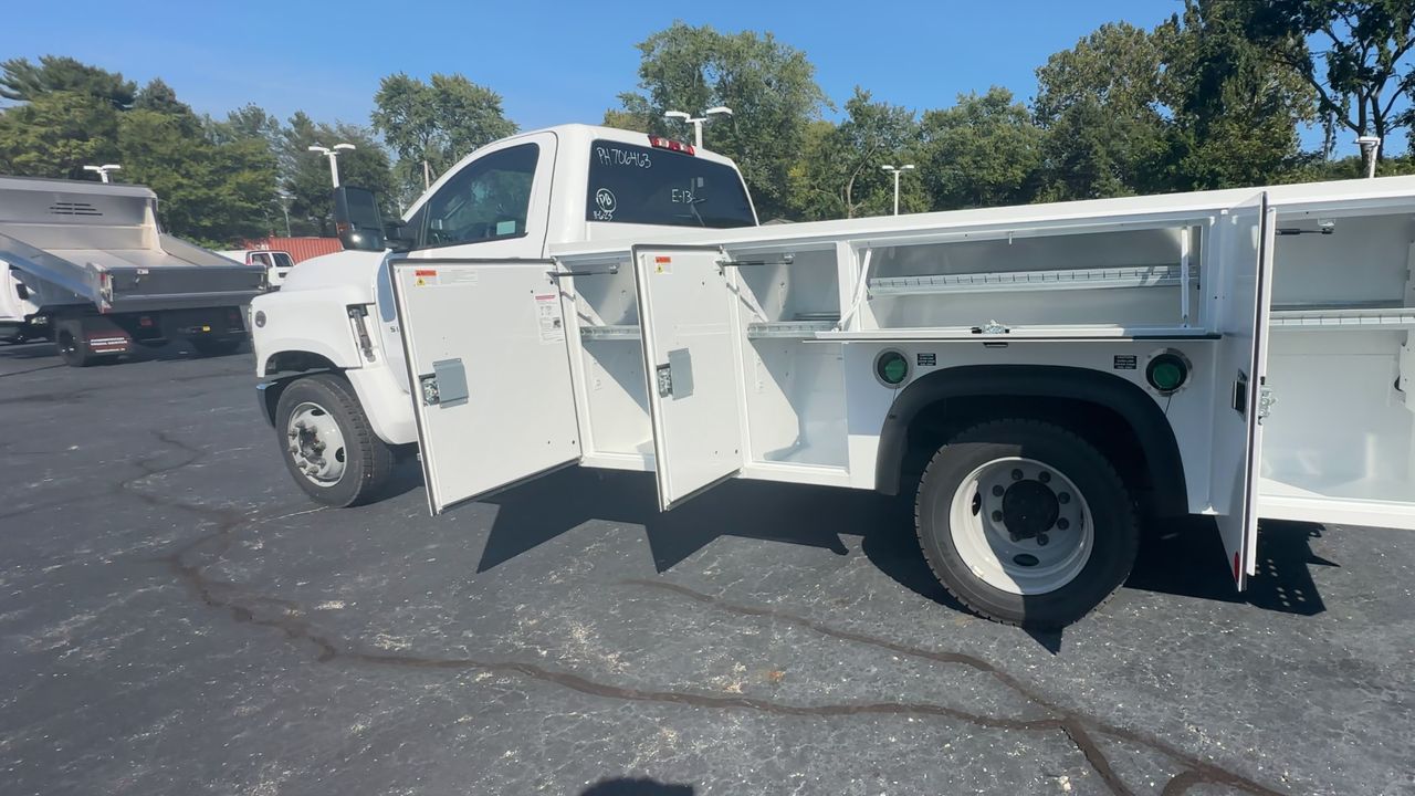 2023 Chevrolet Silverado 4500 HD Work Truck