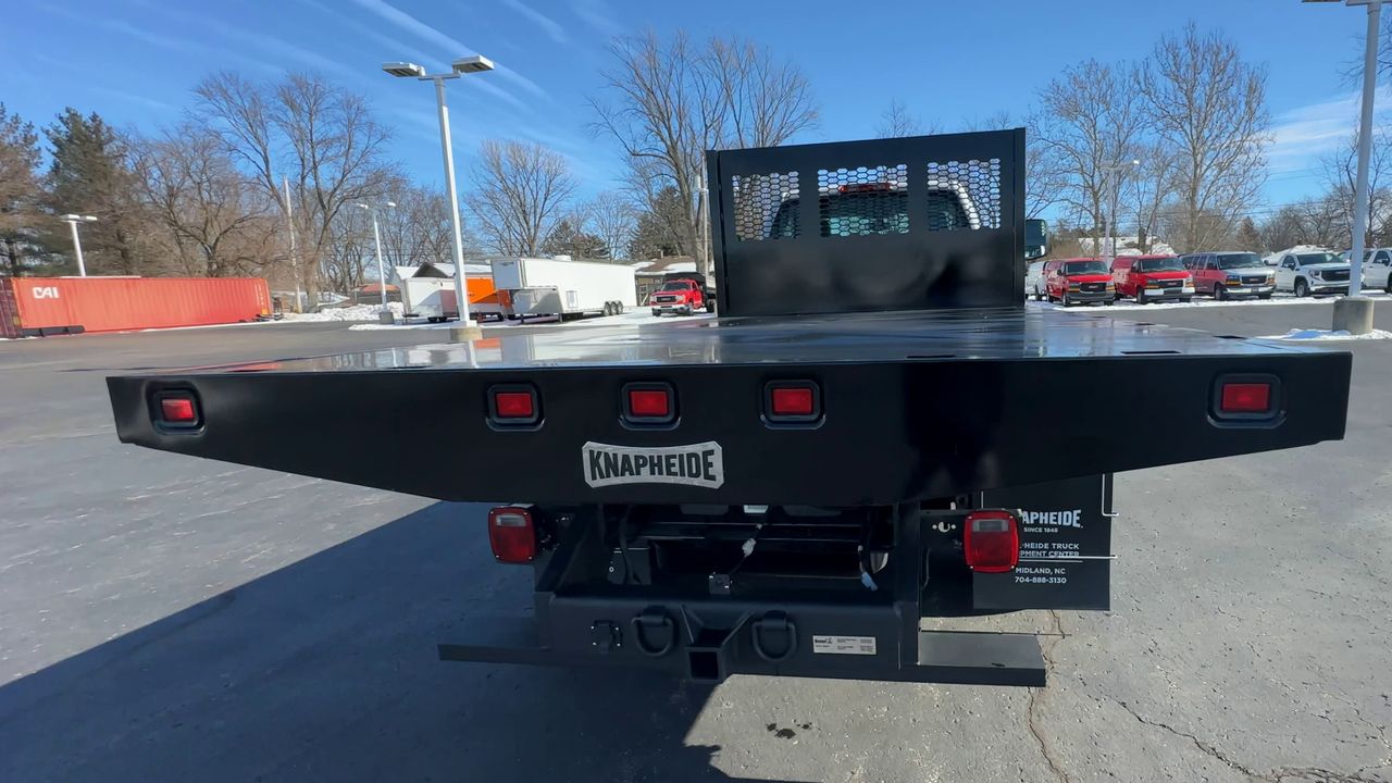 2023 Chevrolet Silverado 5500 HD Work Truck