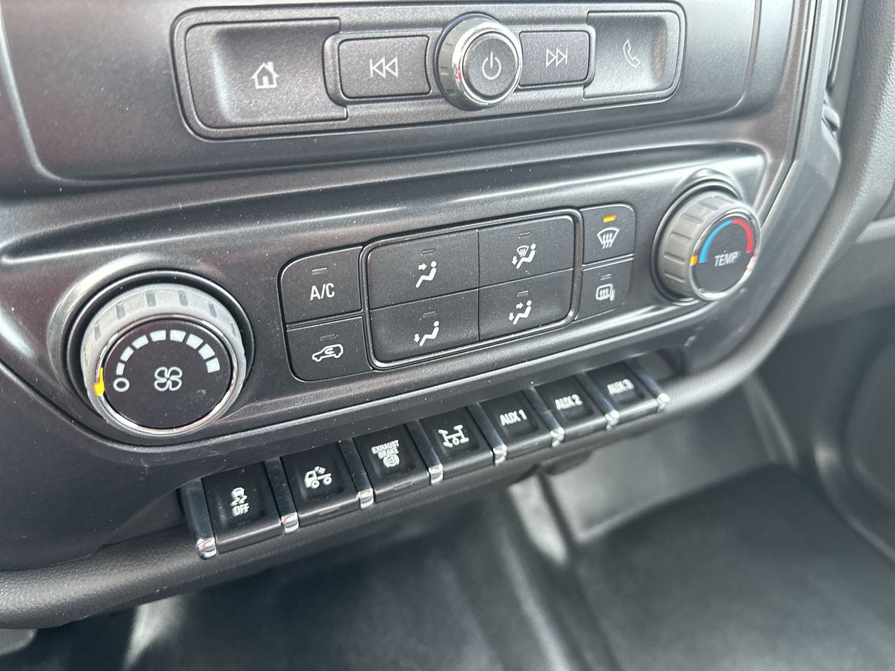 2023 Chevrolet Silverado 5500 HD Work Truck